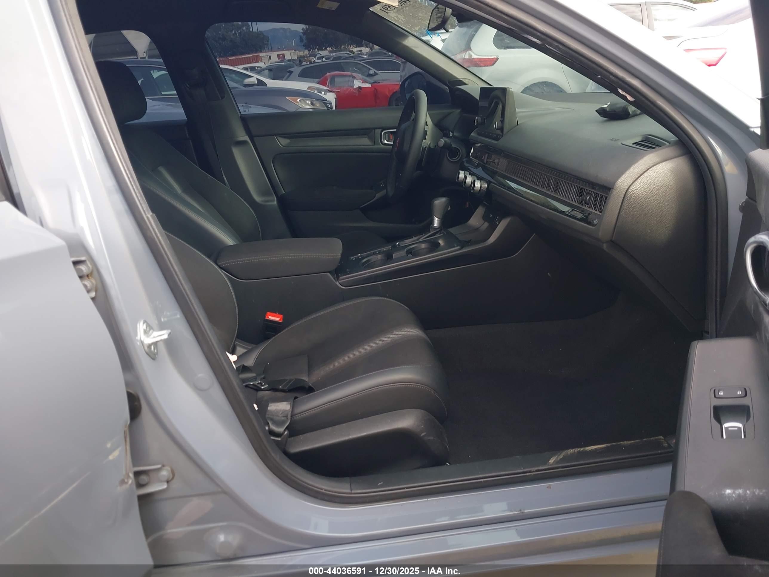 HONDA CIVIC image 5