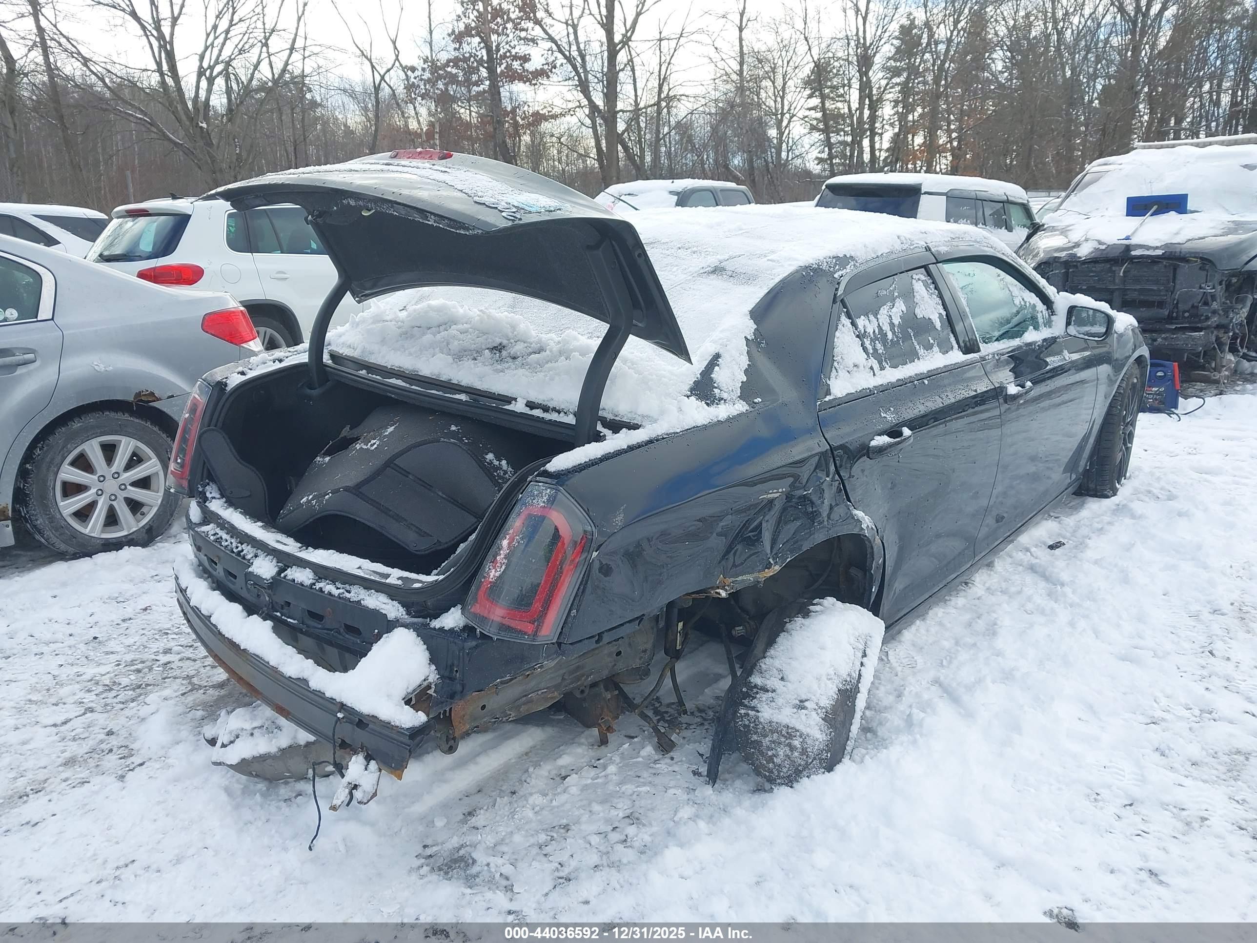 CHRYSLER 300C image 6