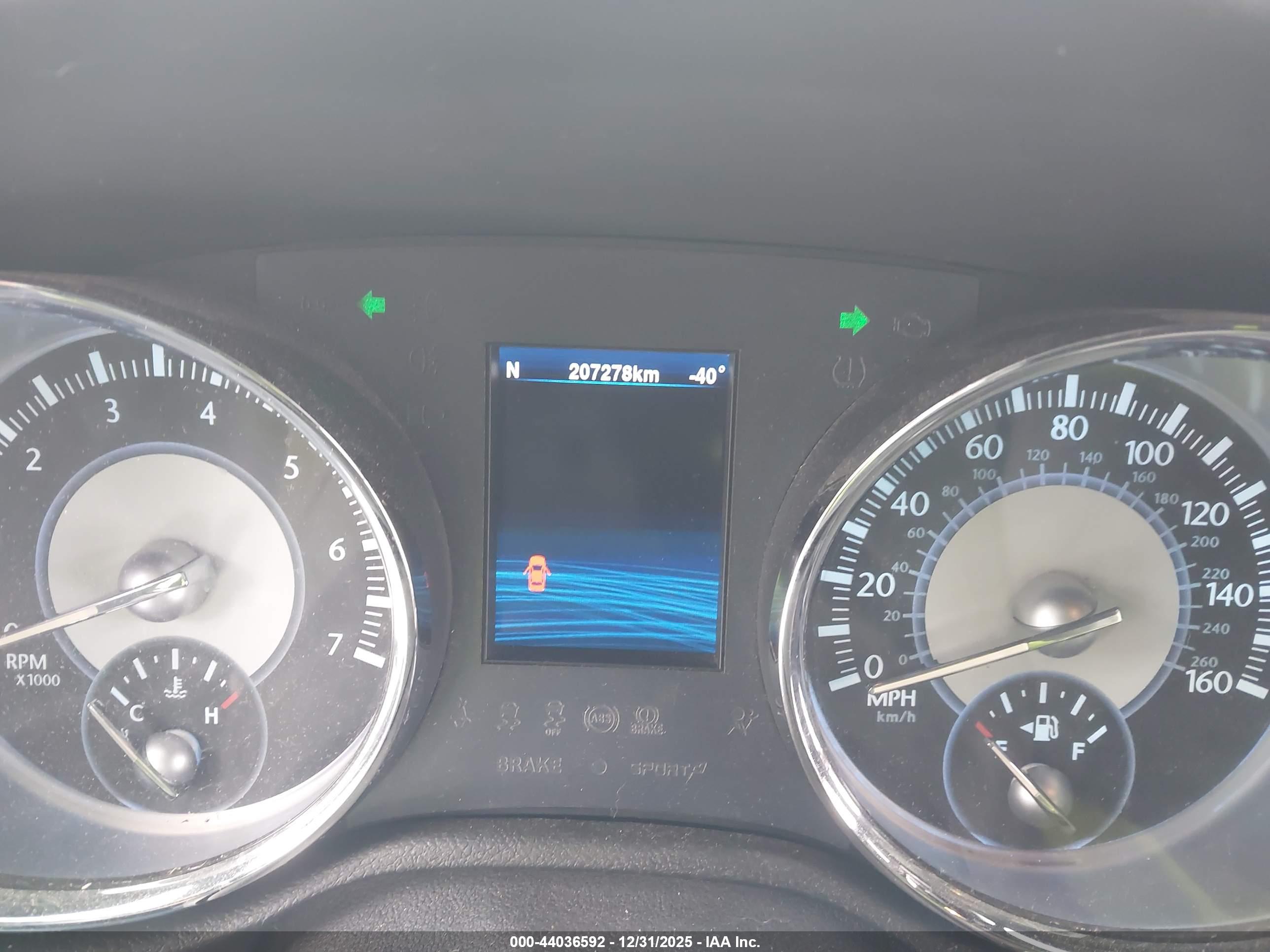 CHRYSLER 300C image 7