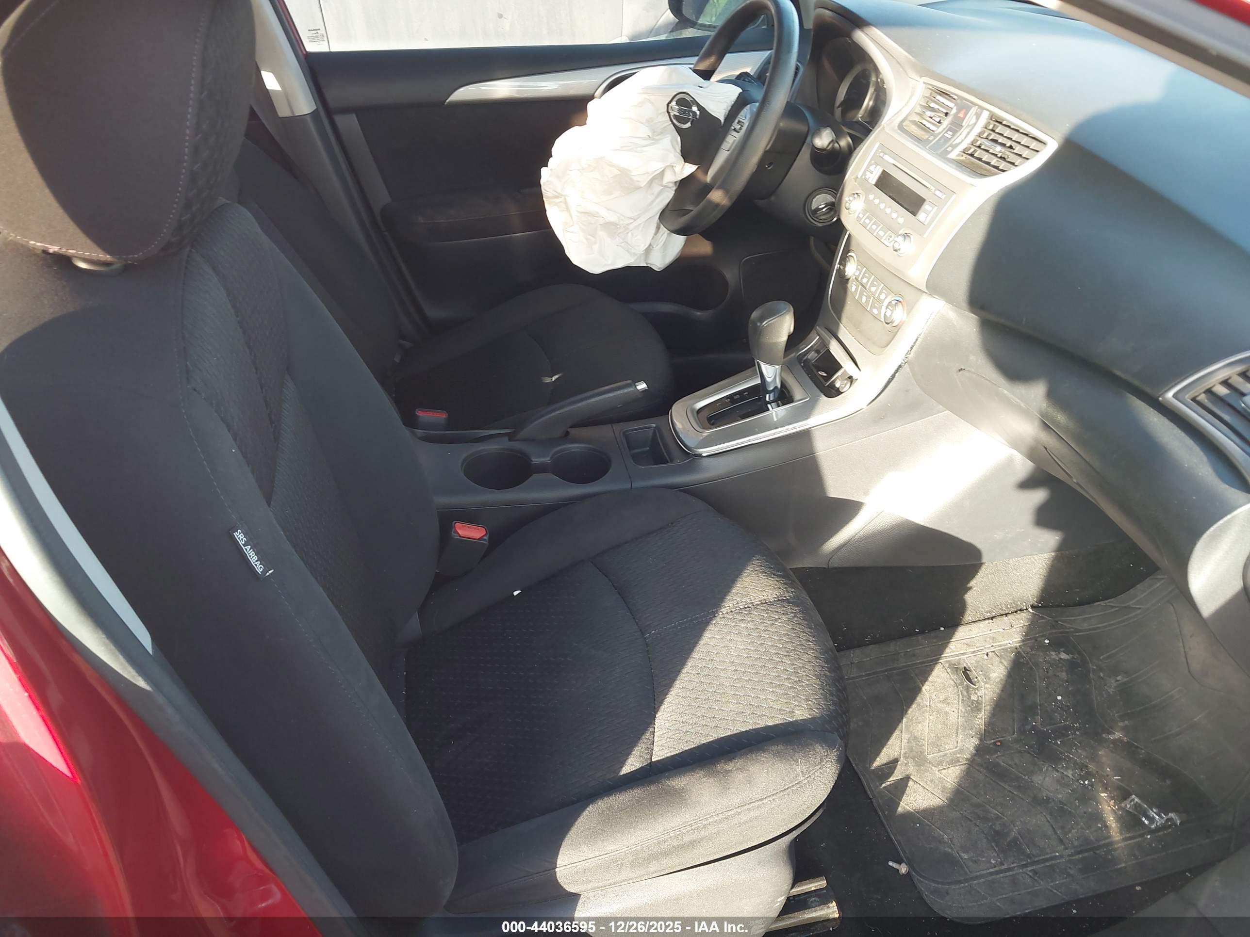 NISSAN SENTRA image 5