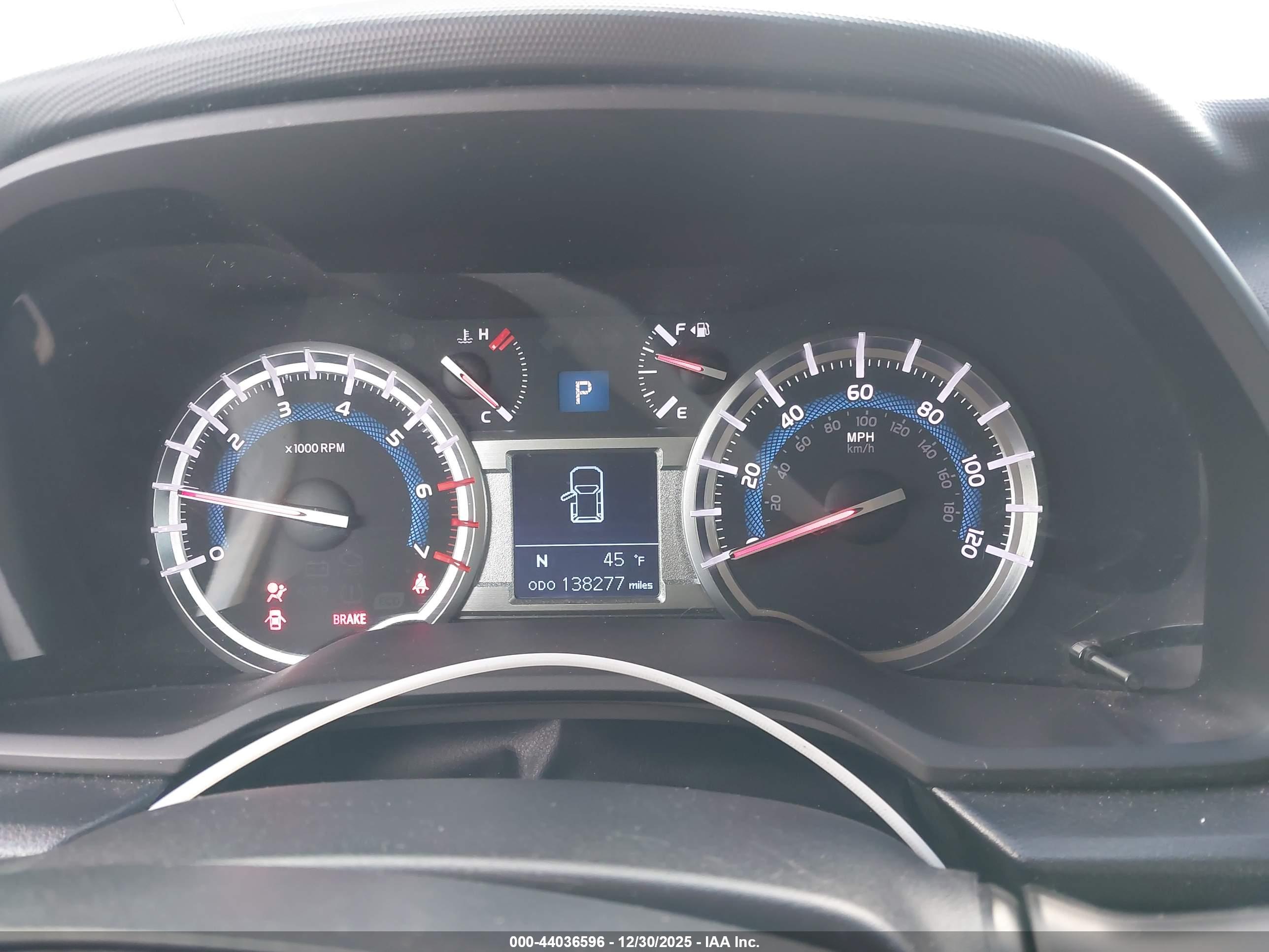 TOYOTA 4RUNNER image 7