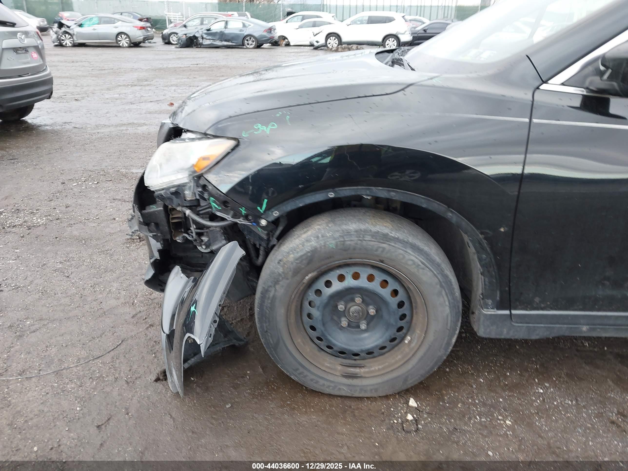 NISSAN ROGUE image 6
