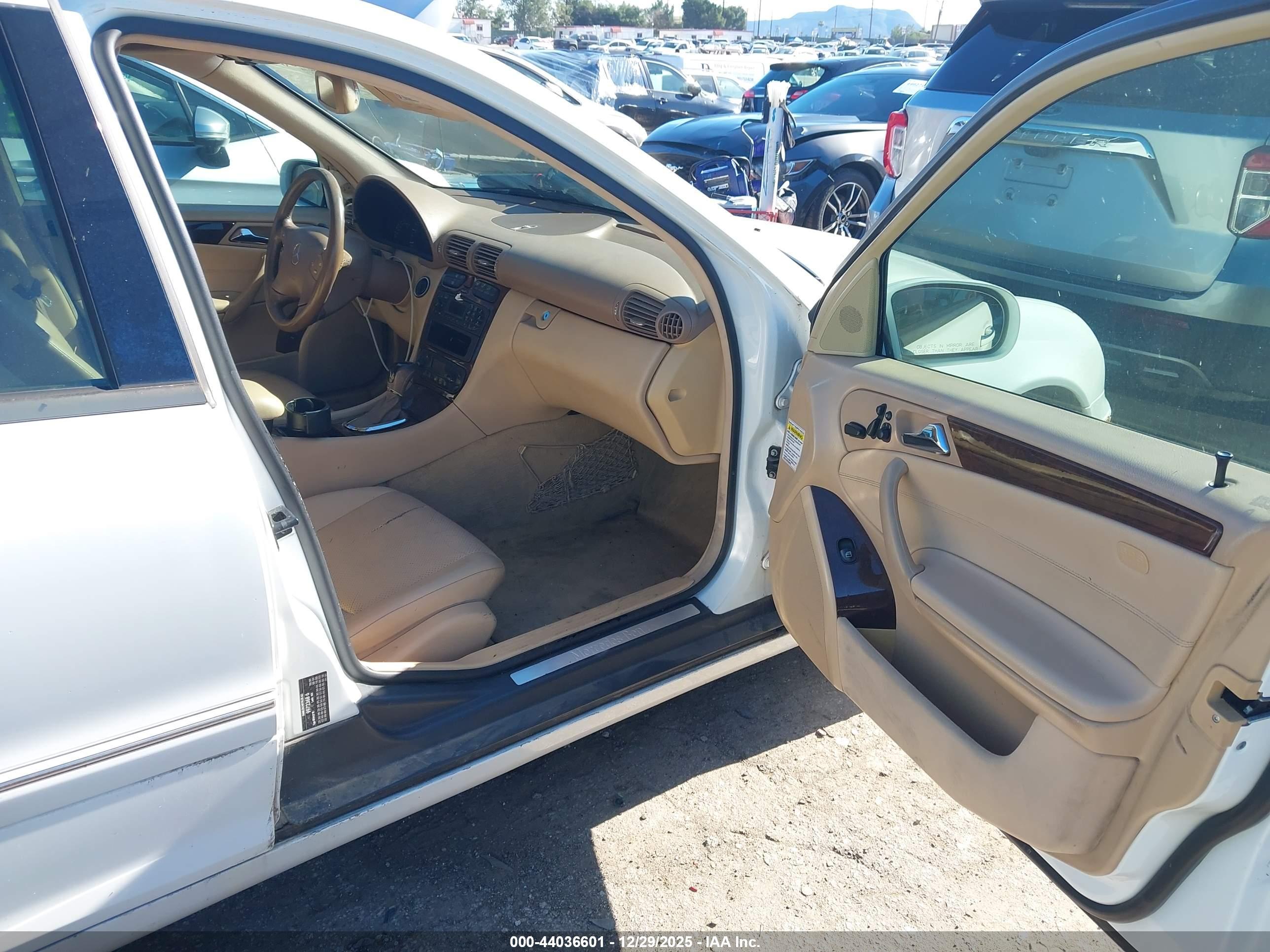 MERCEDES-BENZ C image 5