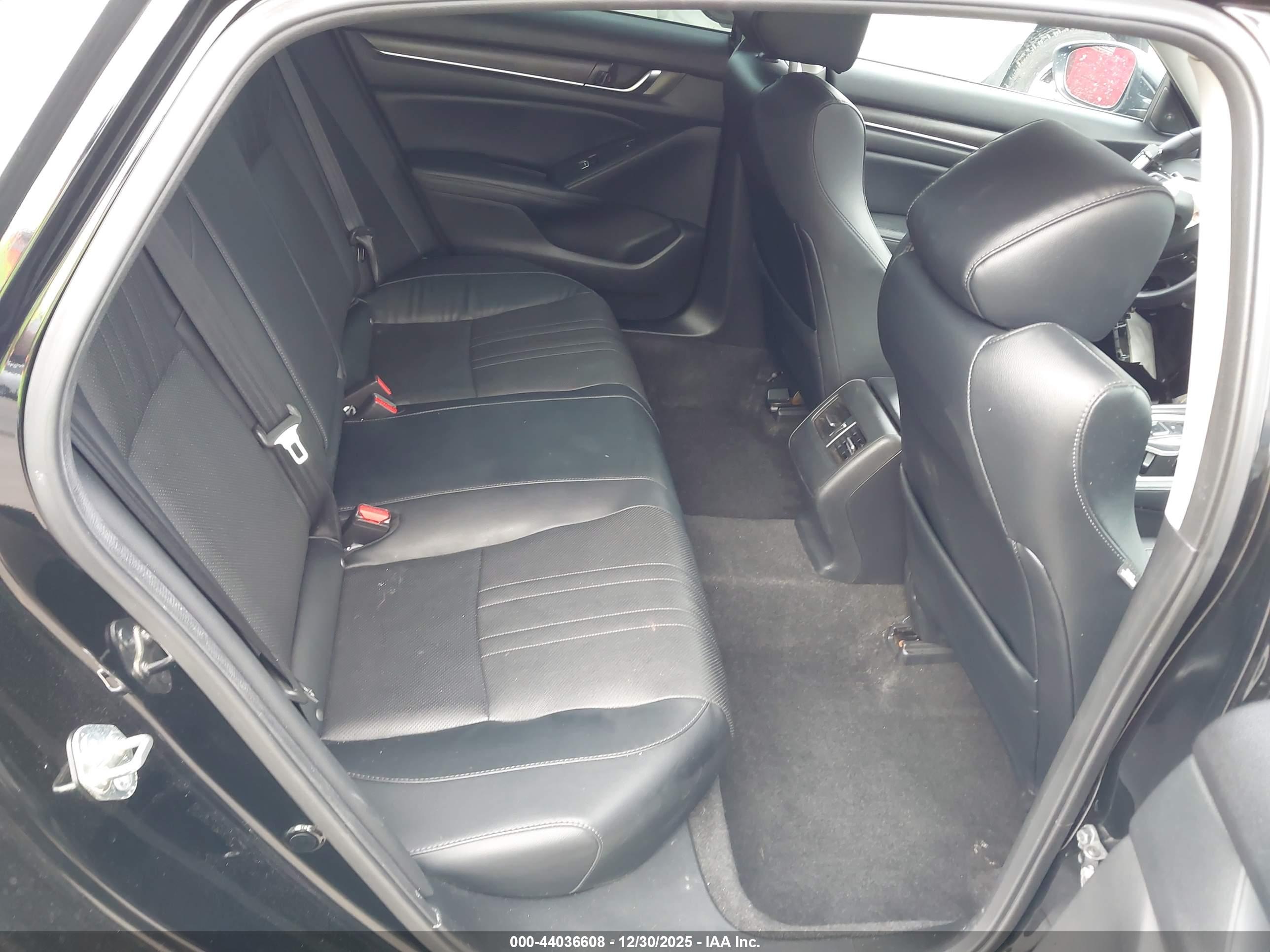 HONDA ACCORD image 8