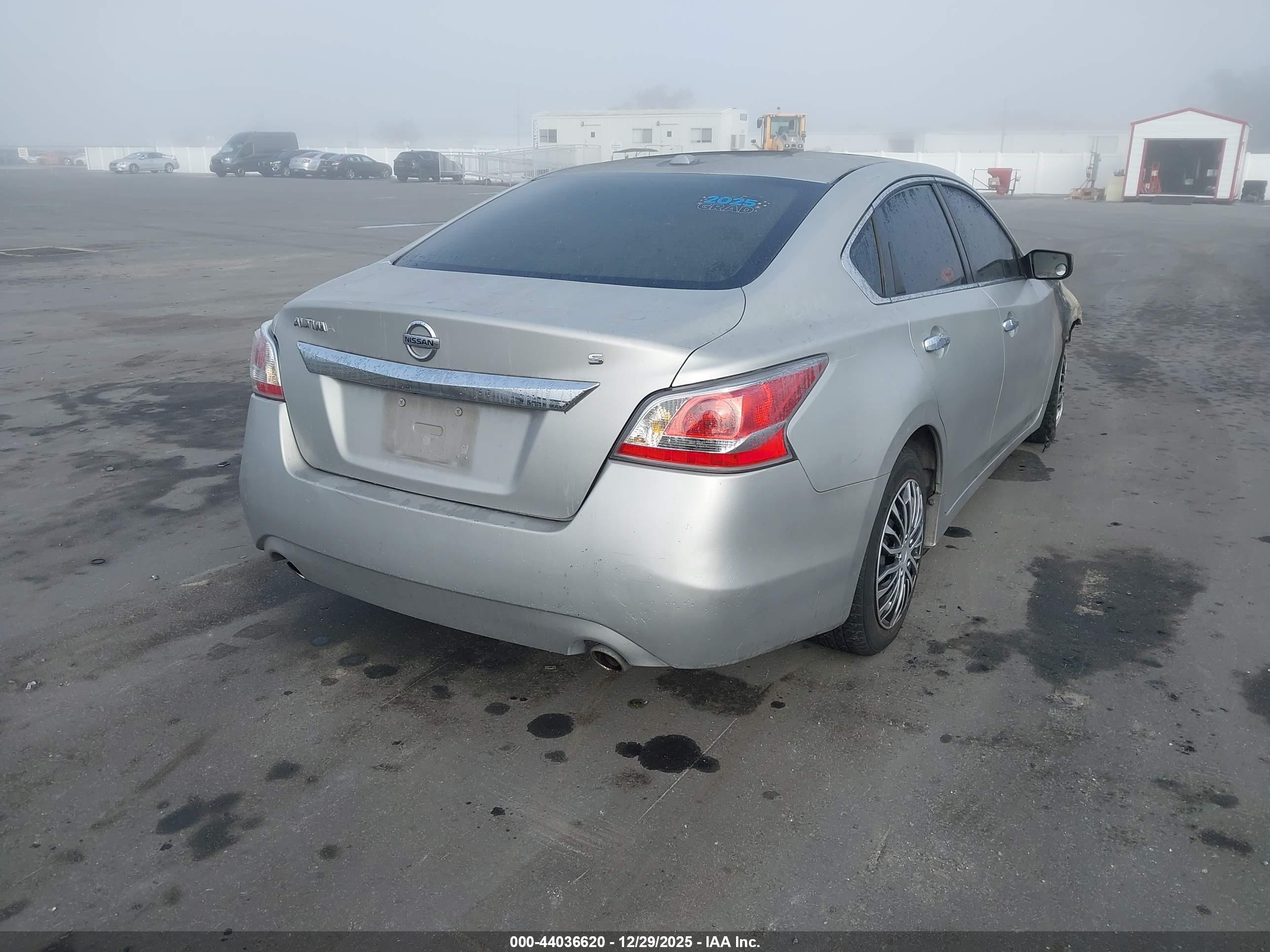 NISSAN ALTIMA image 4