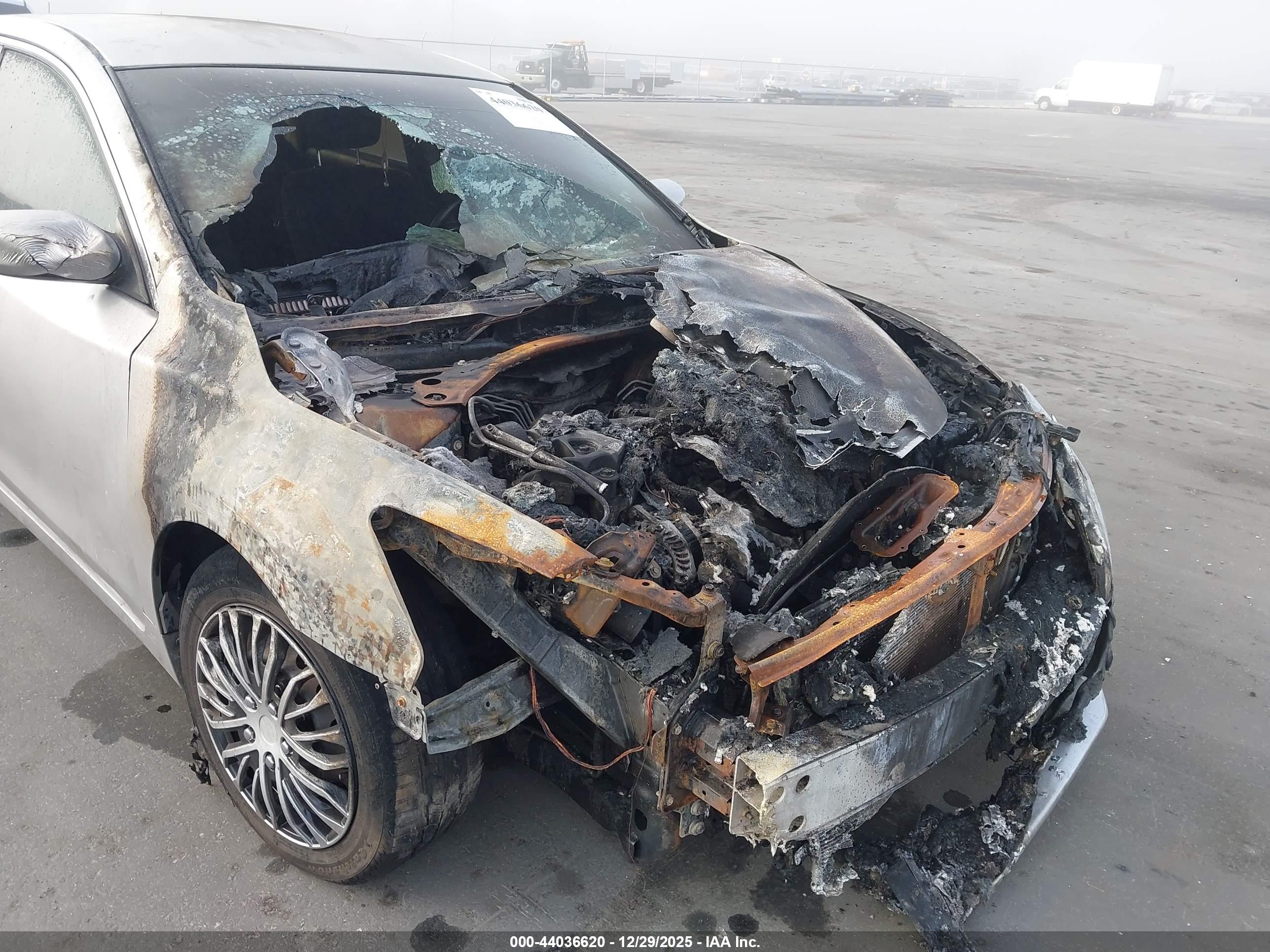 NISSAN ALTIMA image 6