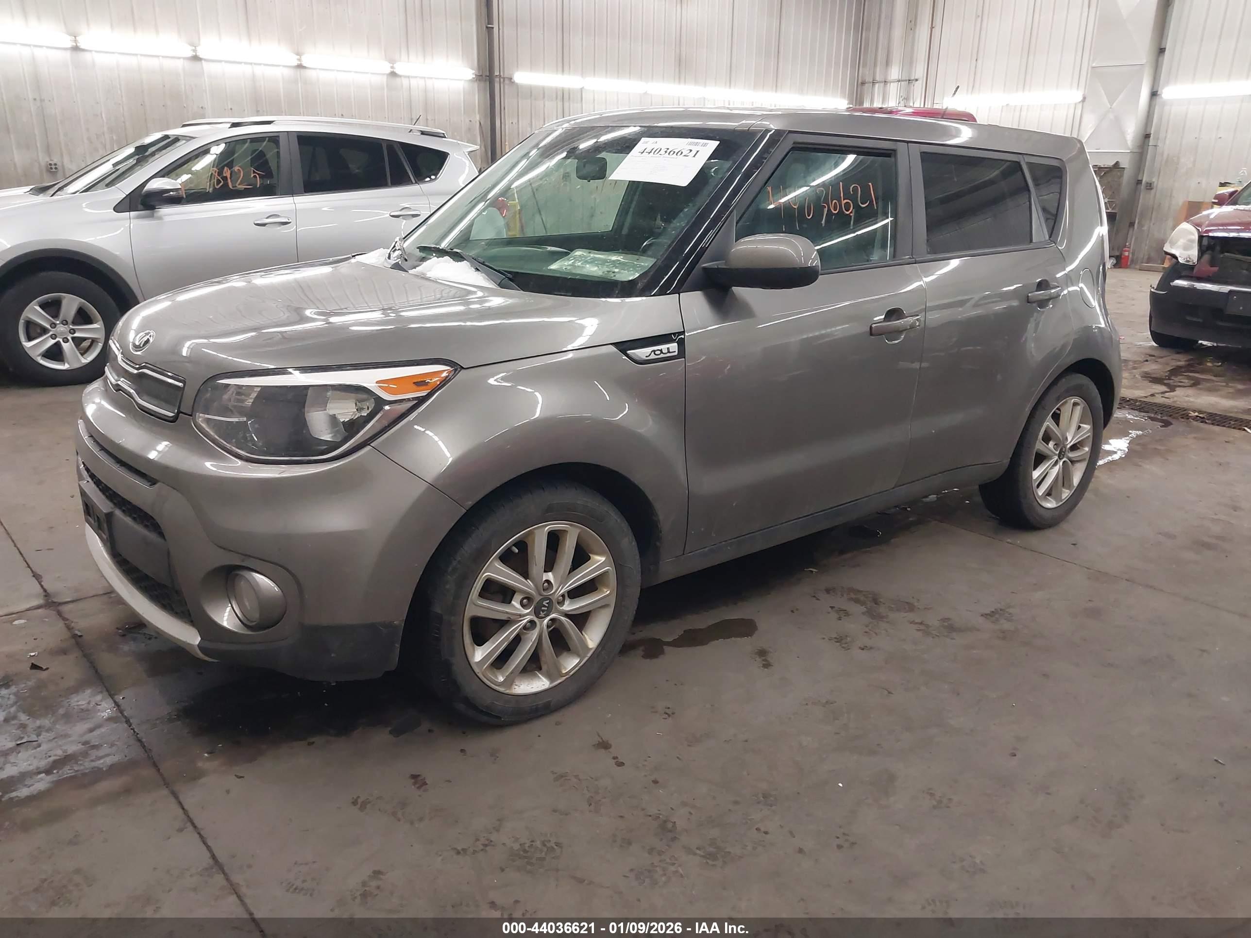 KIA SOUL image 2