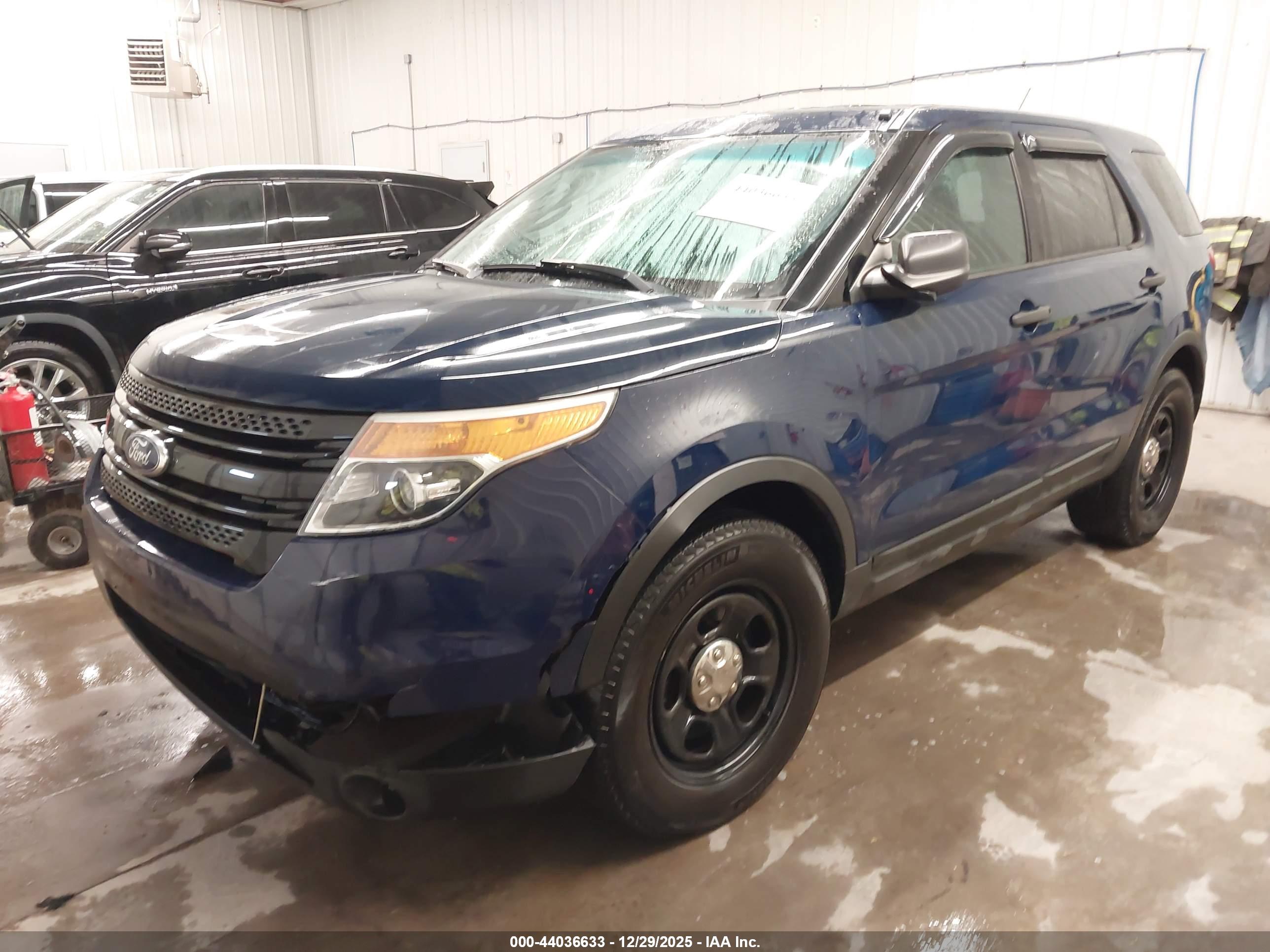 FORD UTILITY image 2