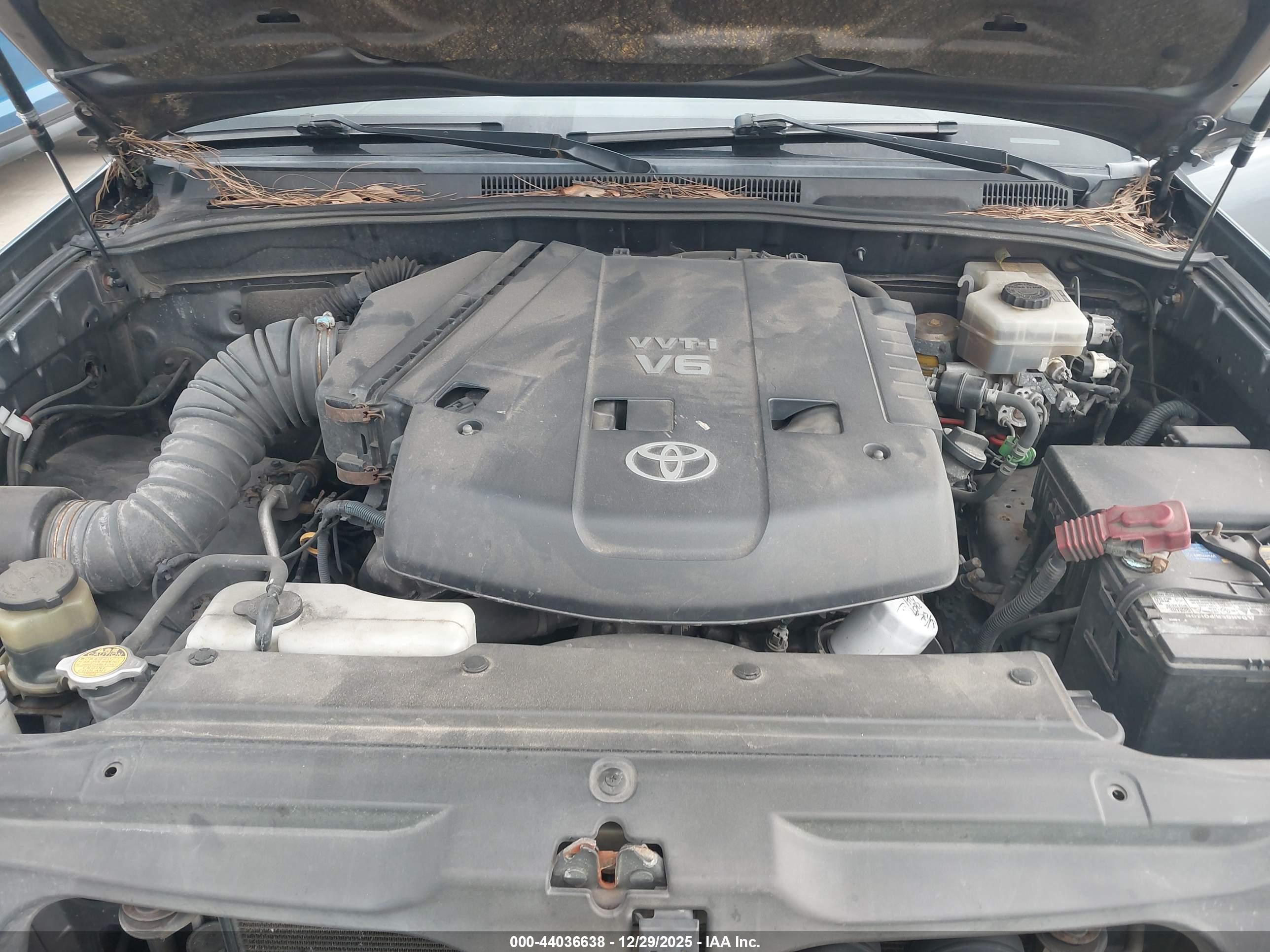 TOYOTA 4RUNNER image 10