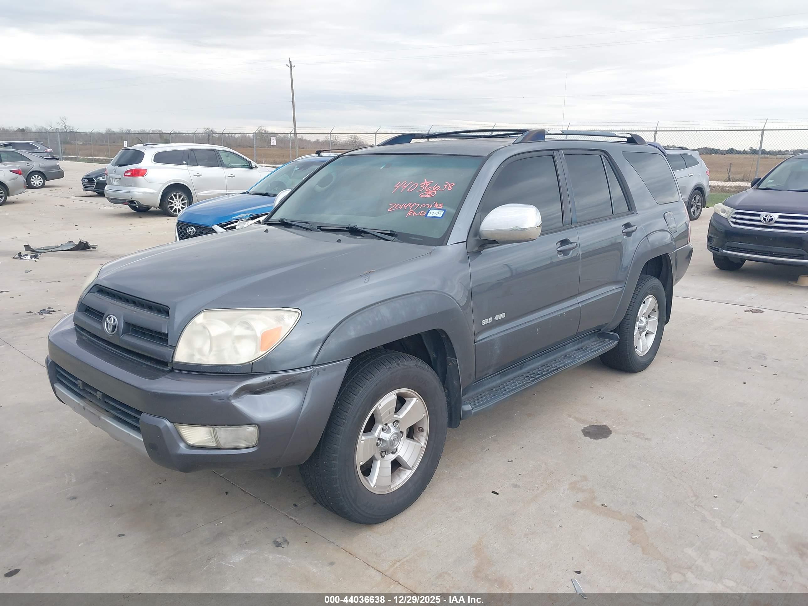 TOYOTA 4RUNNER image 2
