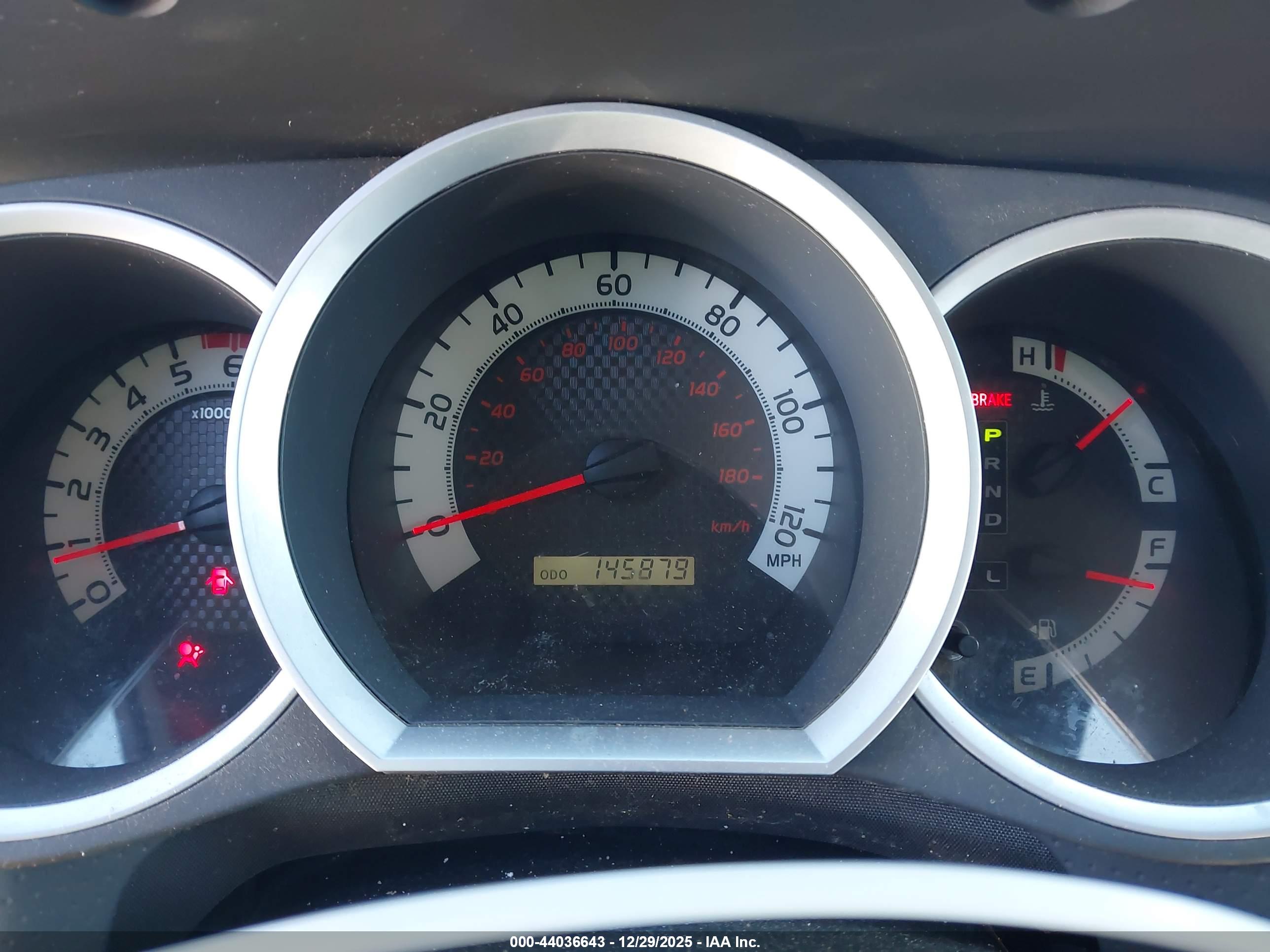 TOYOTA TACOMA image 7