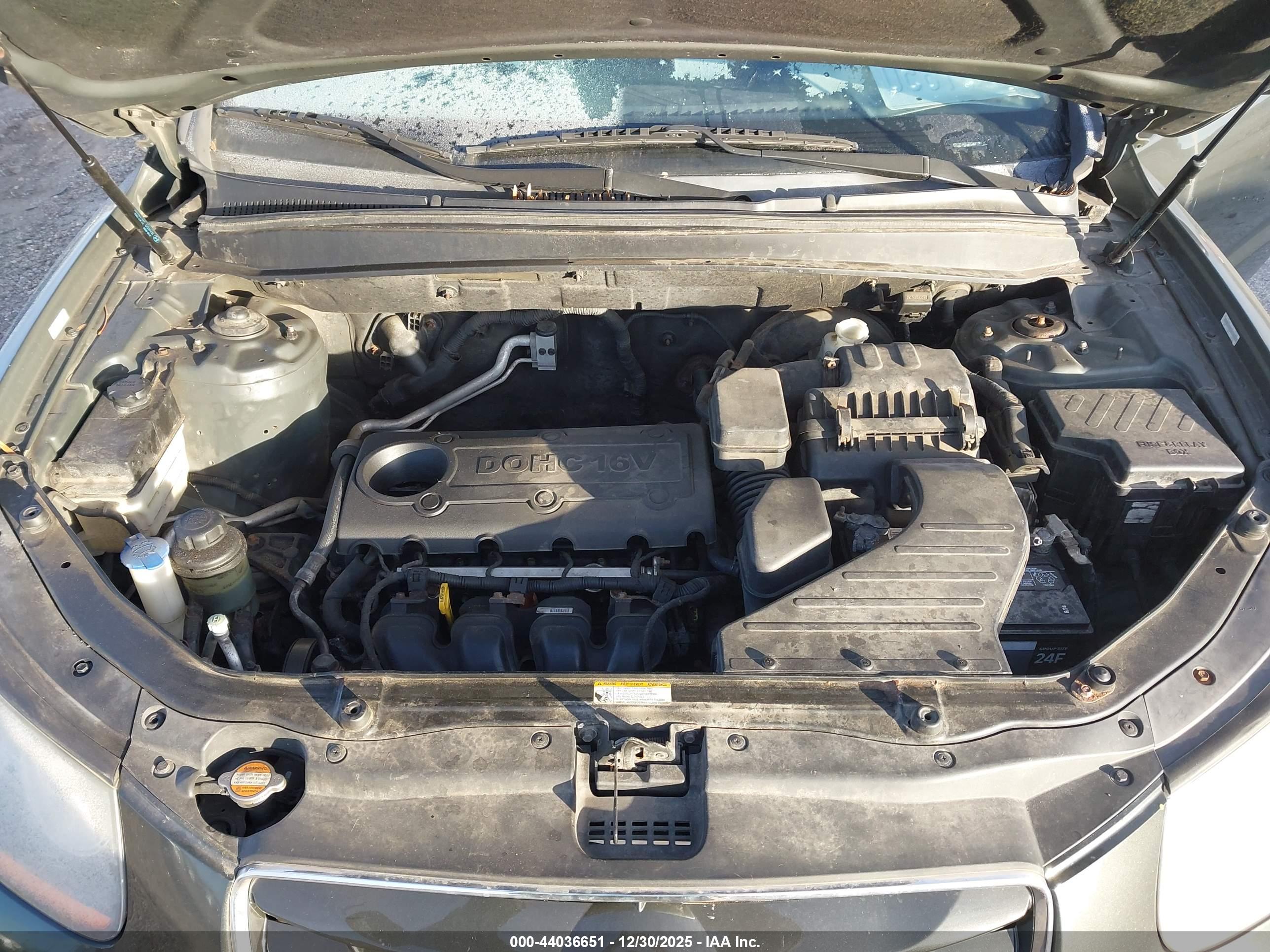 HYUNDAI SANTA image 10