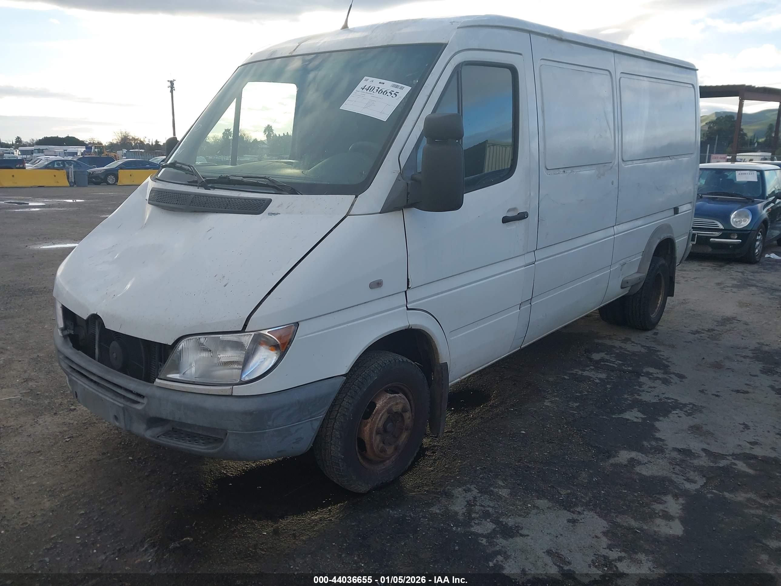 DODGE SPRINTER image 2