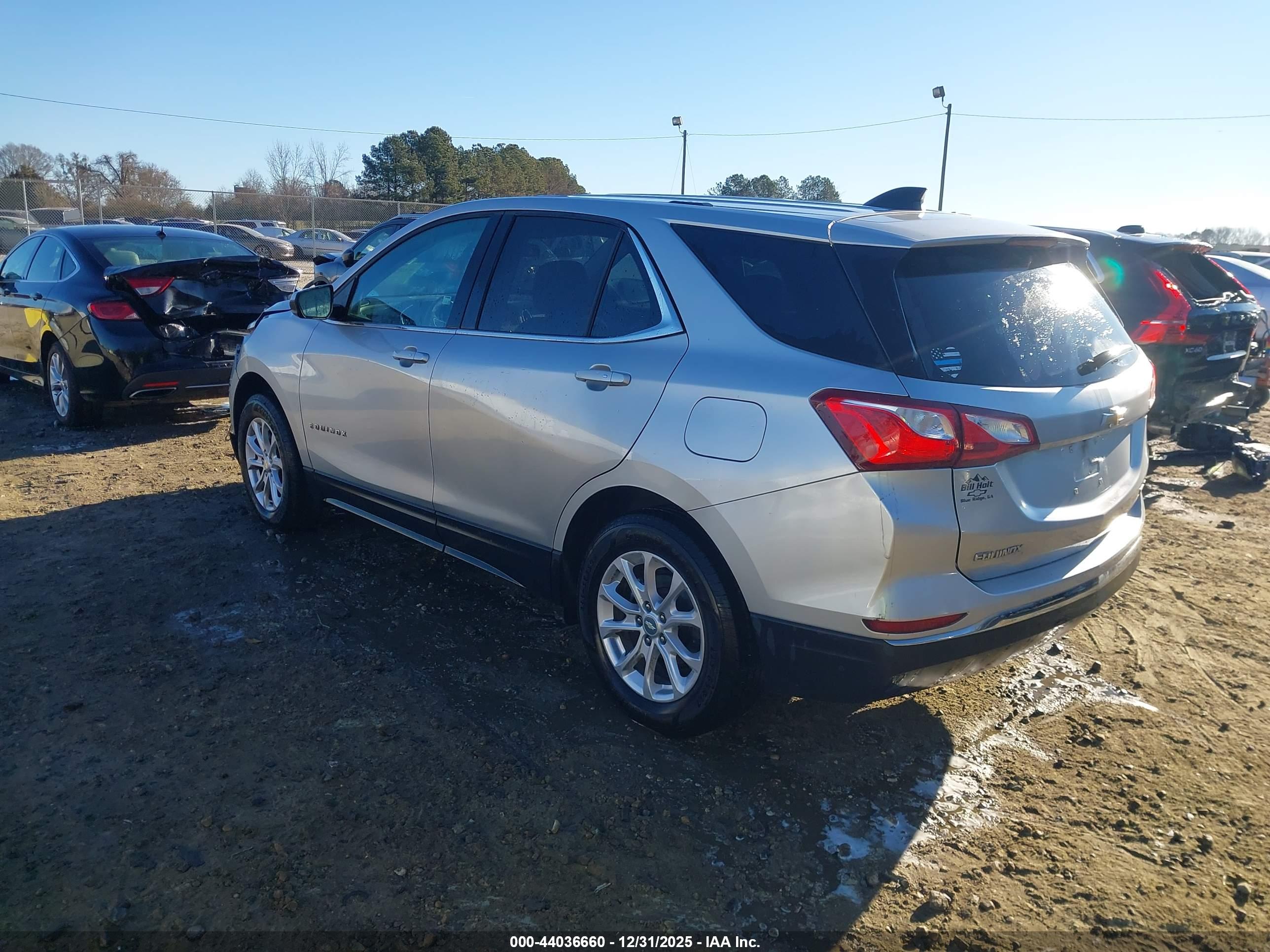 CHEVROLET EQUINOX image 3