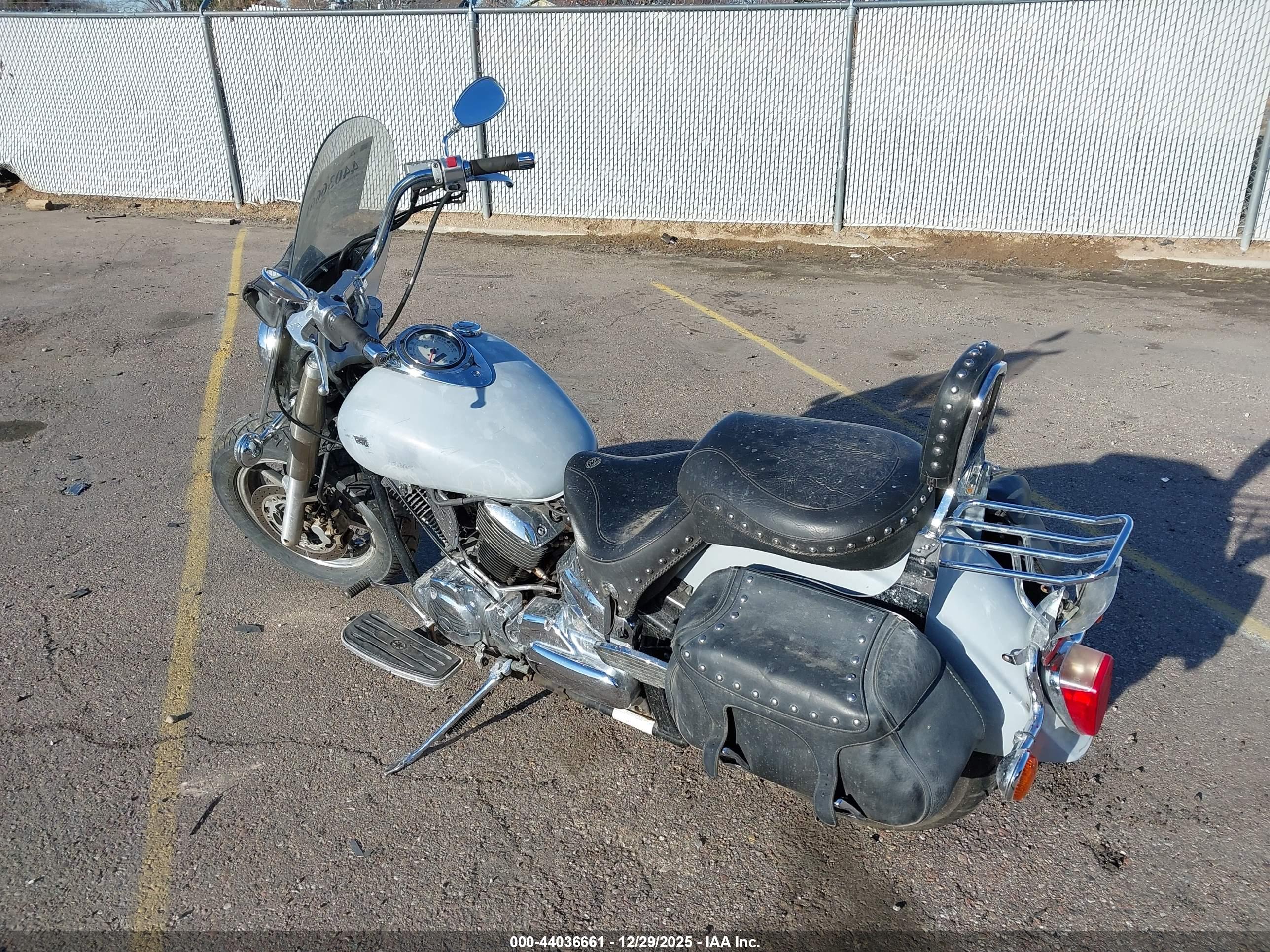 YAMAHA XVS1100 image 3