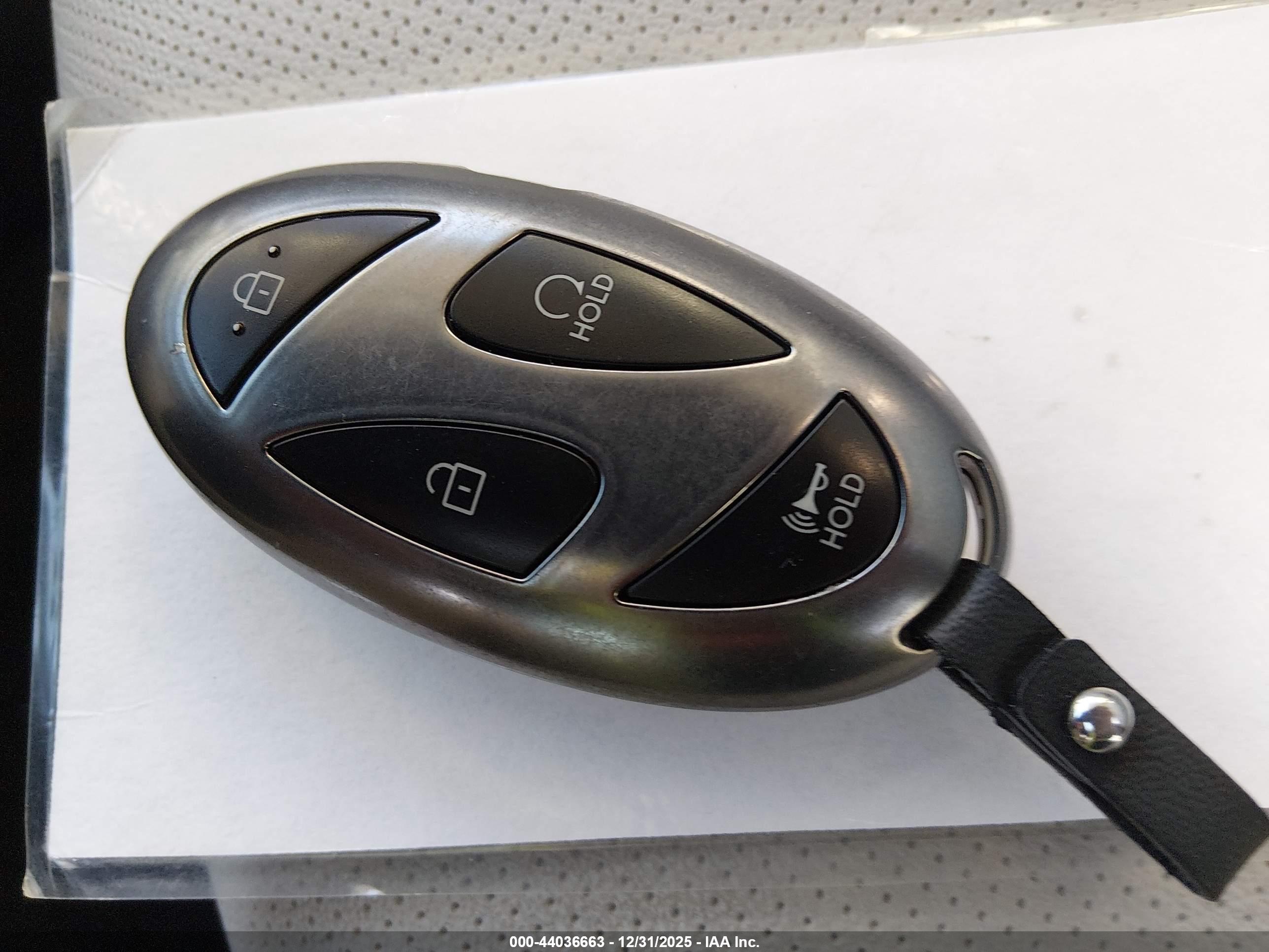 HYUNDAI TUCSON image 11