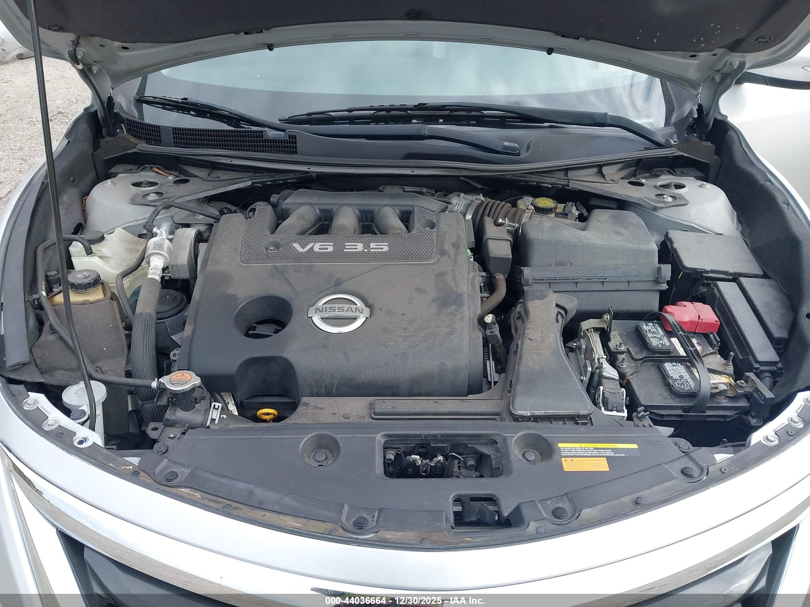 NISSAN ALTIMA image 10