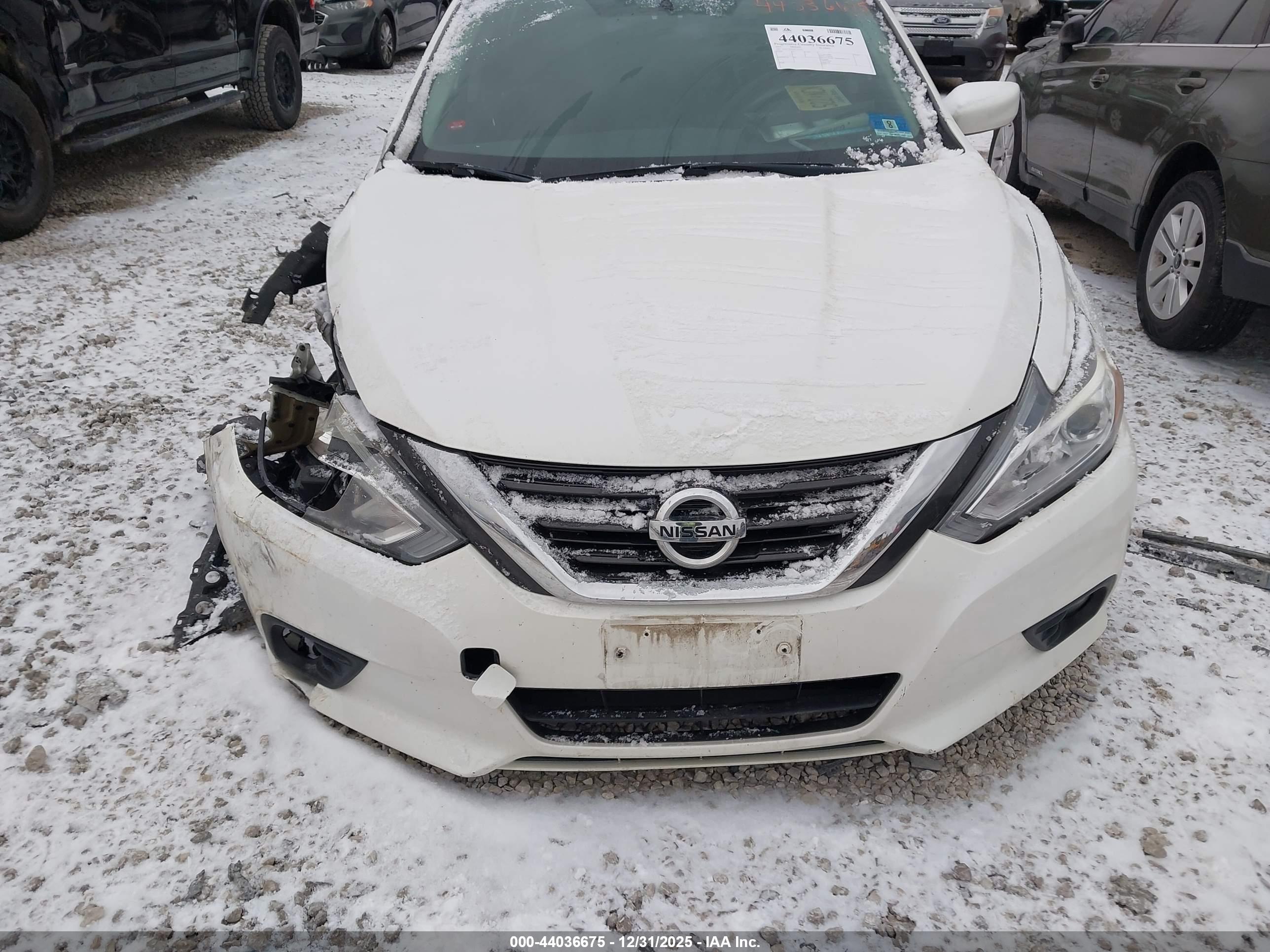 NISSAN ALTIMA image 6