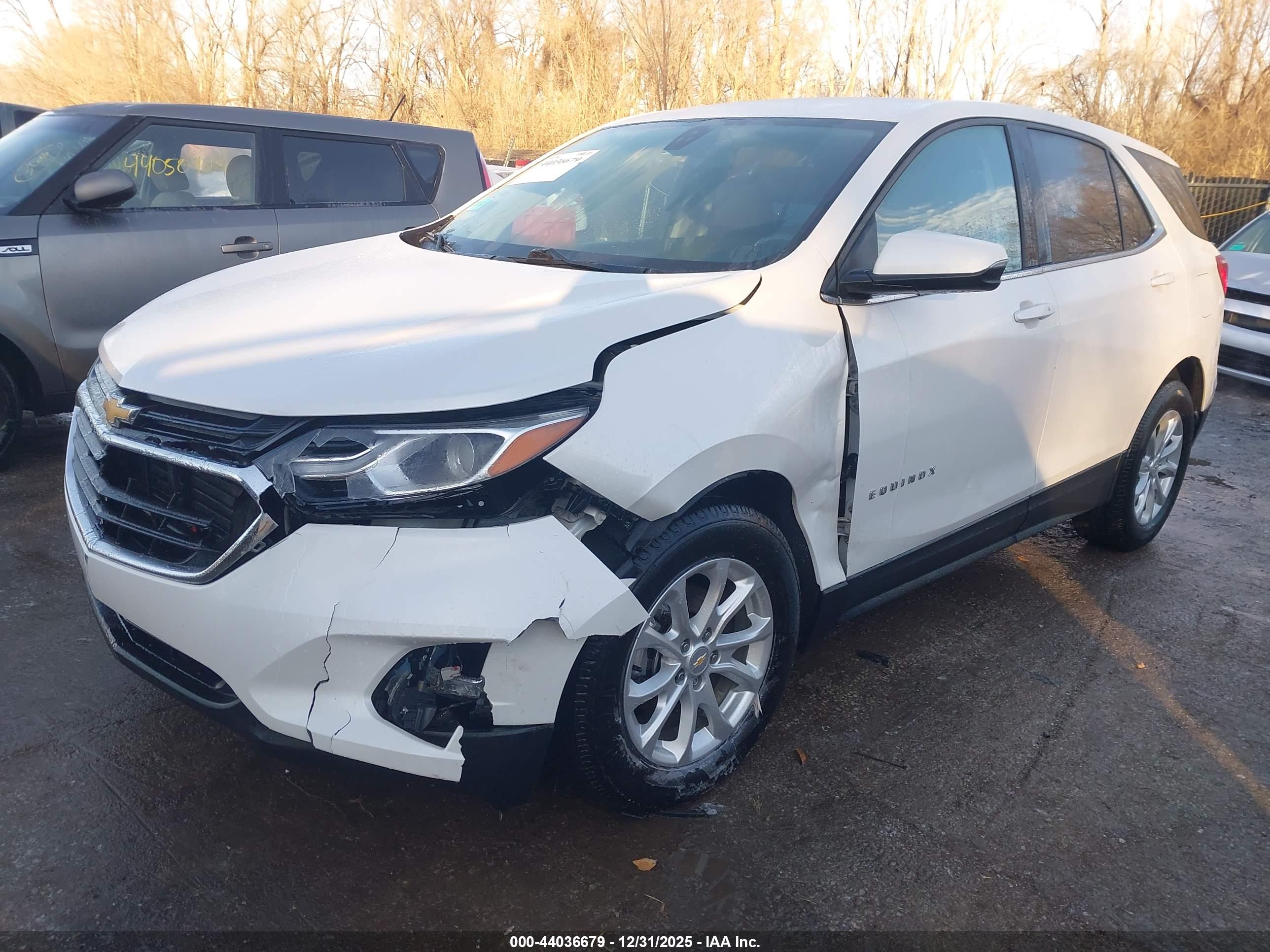 CHEVROLET EQUINOX image 2