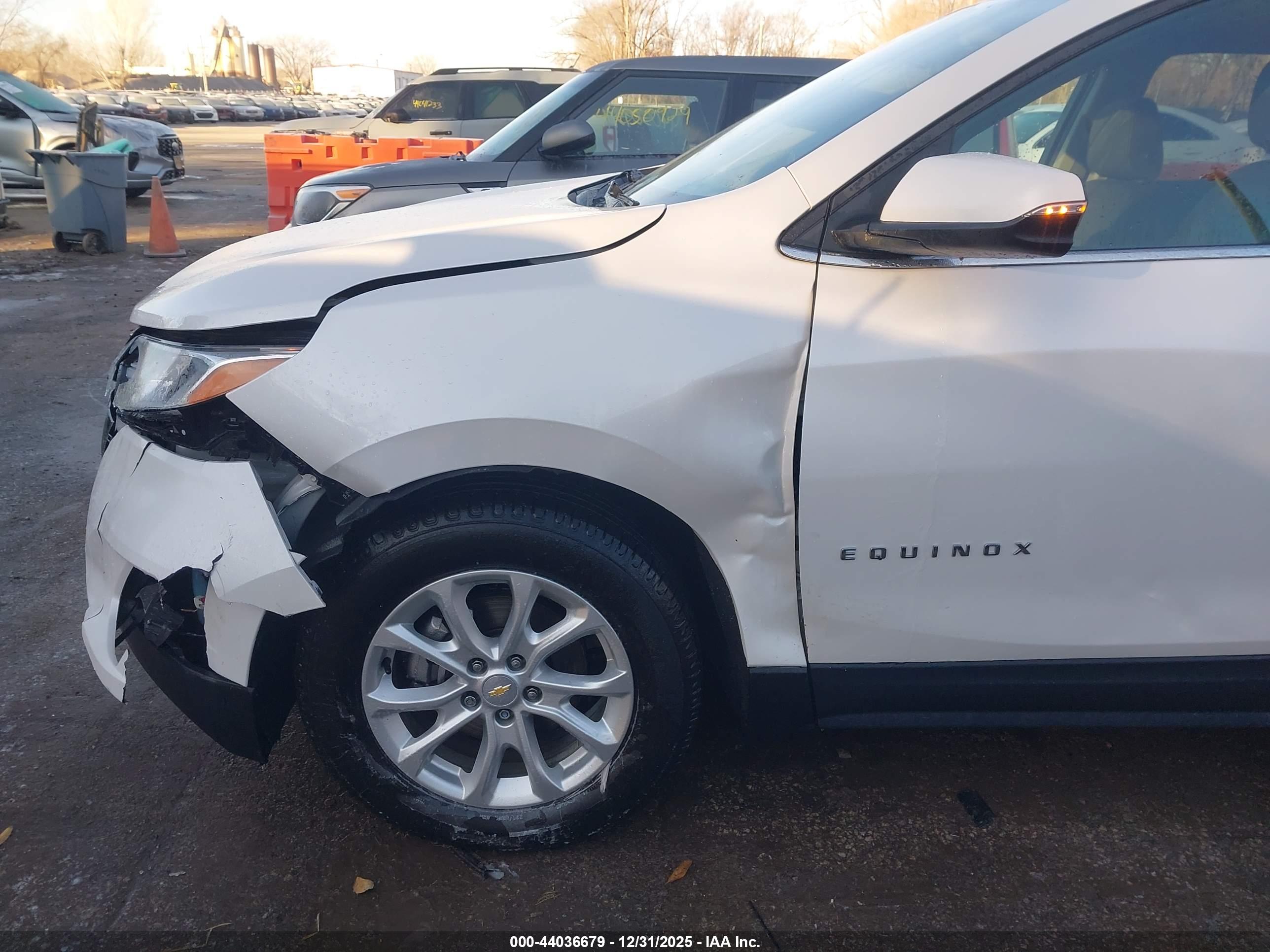 CHEVROLET EQUINOX image 6