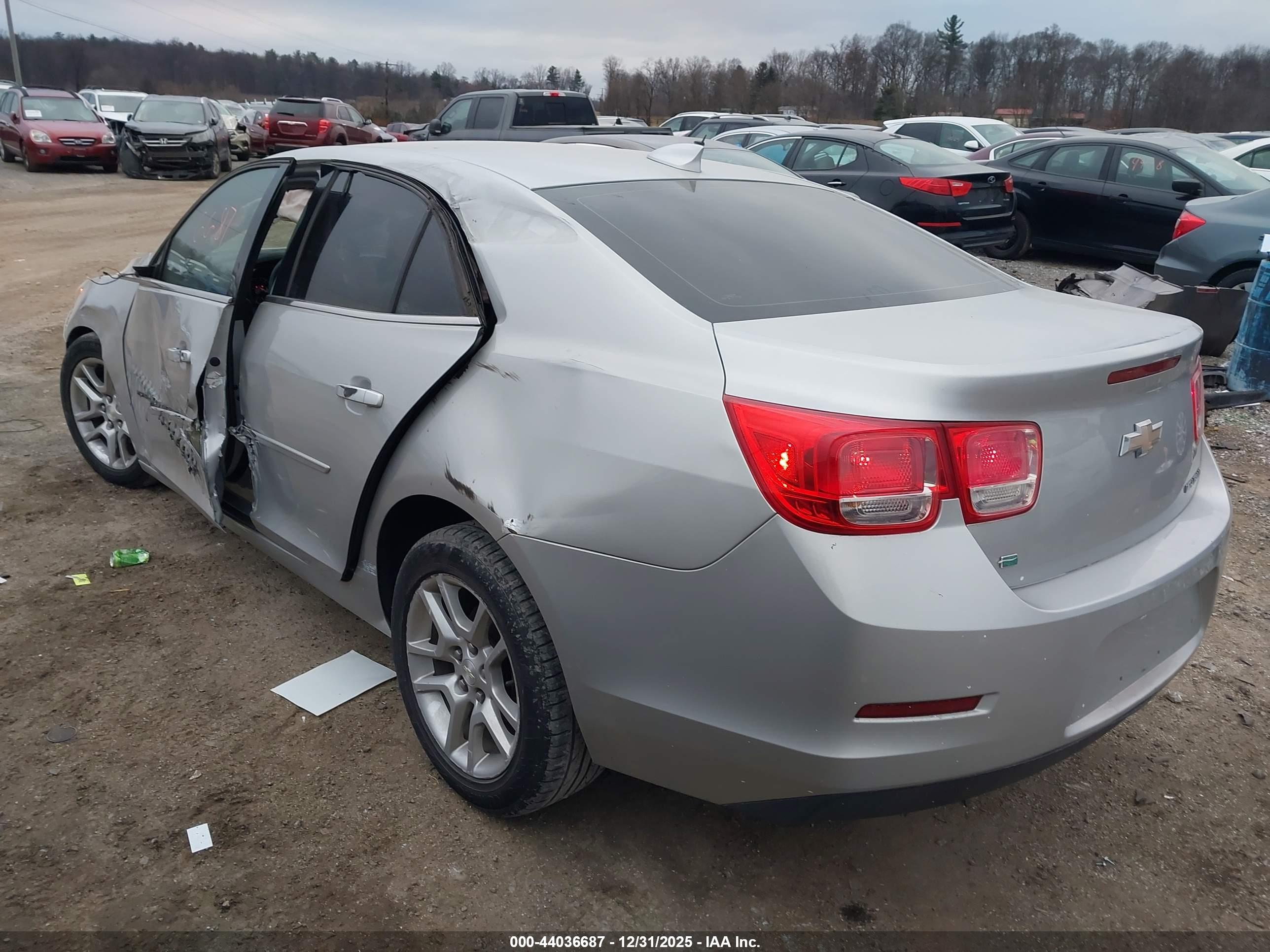 CHEVROLET MALIBU image 3