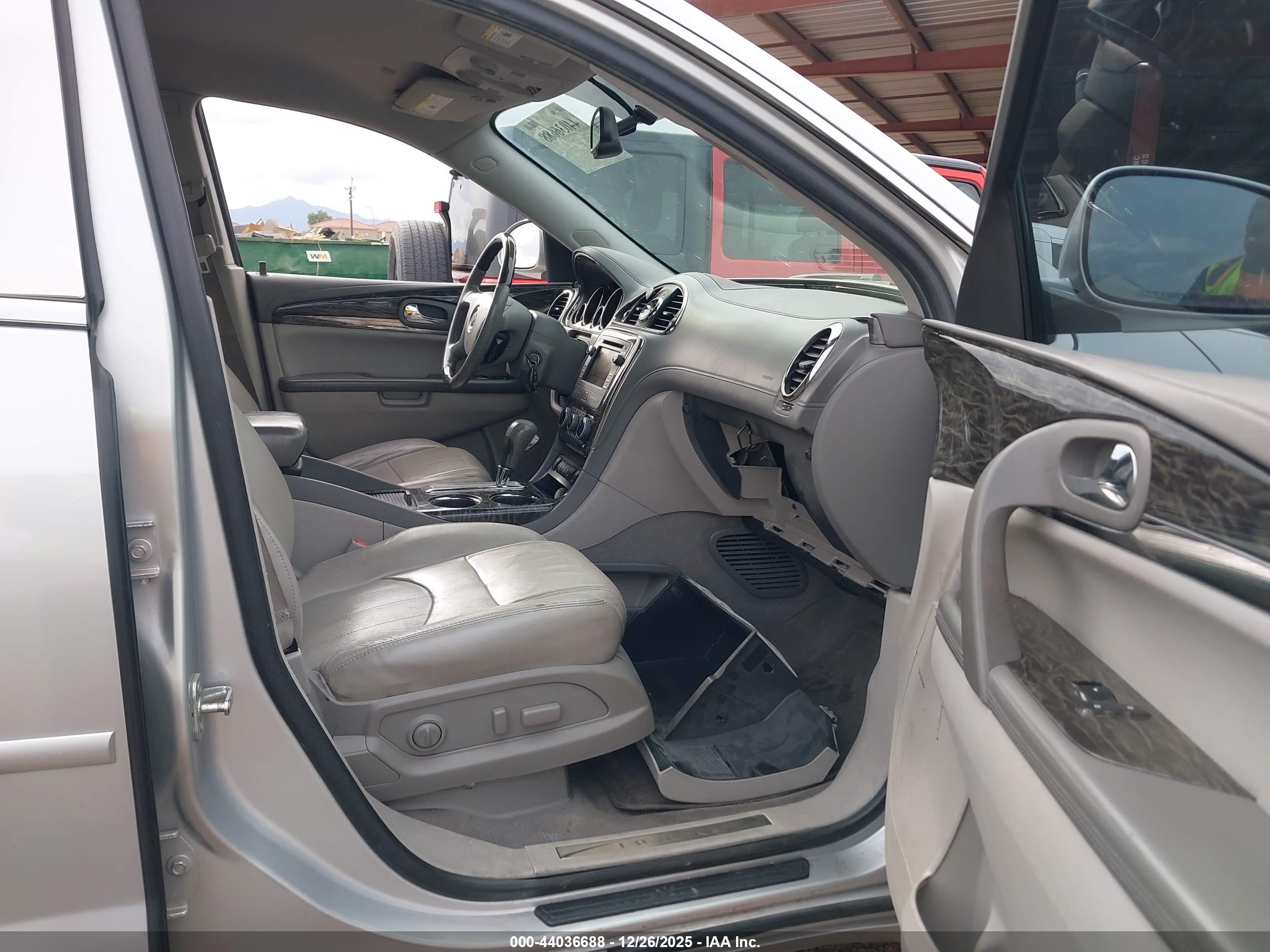 BUICK ENCLAVE image 5