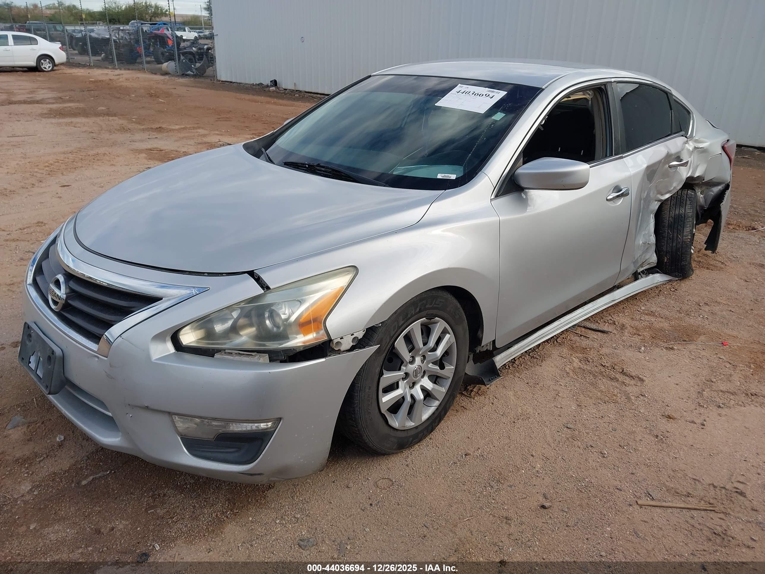 NISSAN ALTIMA image 2