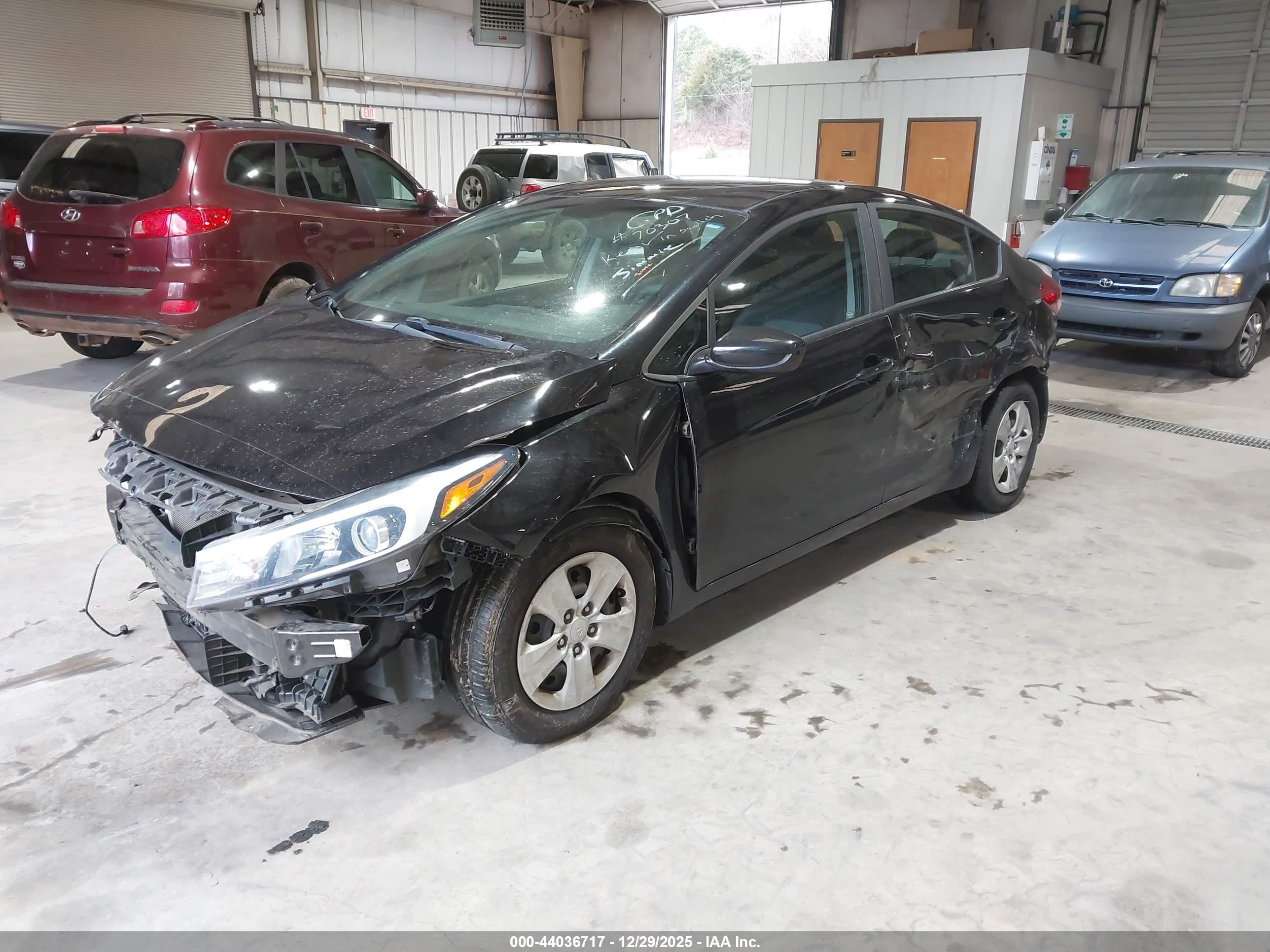 KIA FORTE image 2