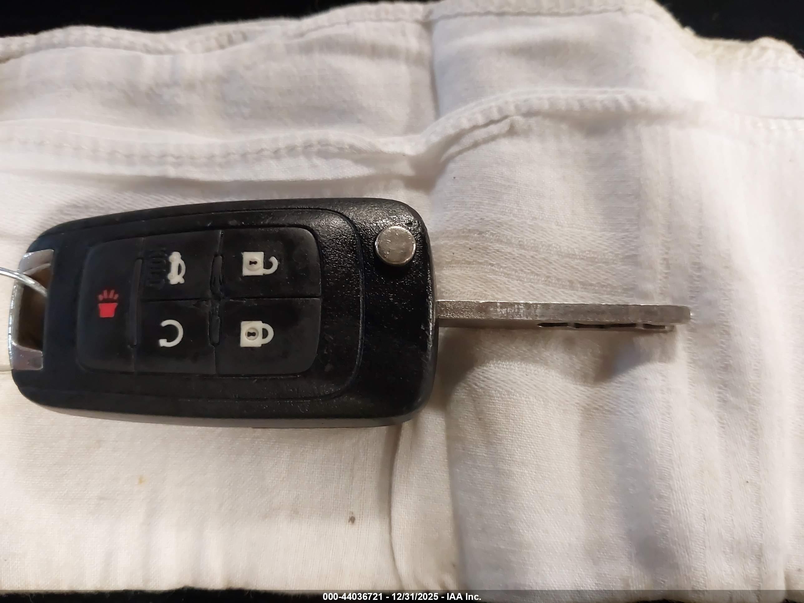CHEVROLET EQUINOX image 11