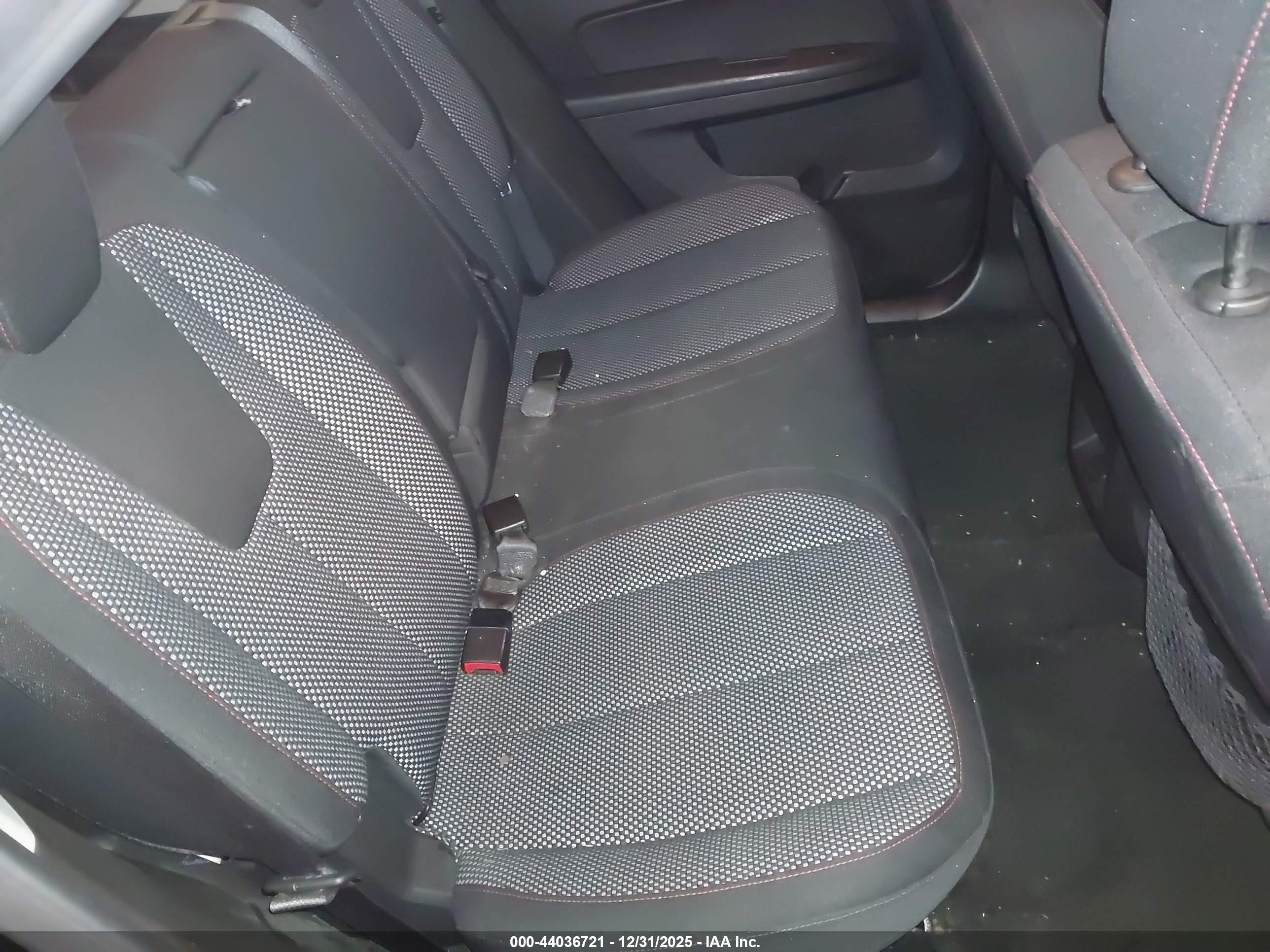 CHEVROLET EQUINOX image 8