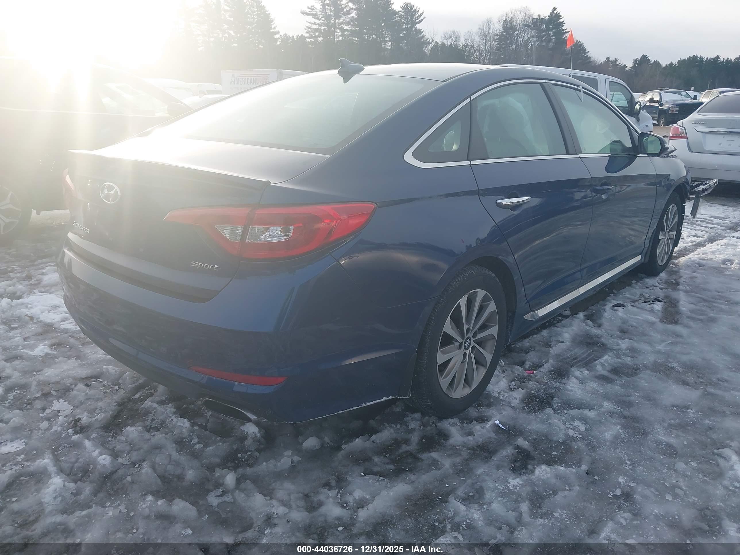 HYUNDAI SONATA image 4