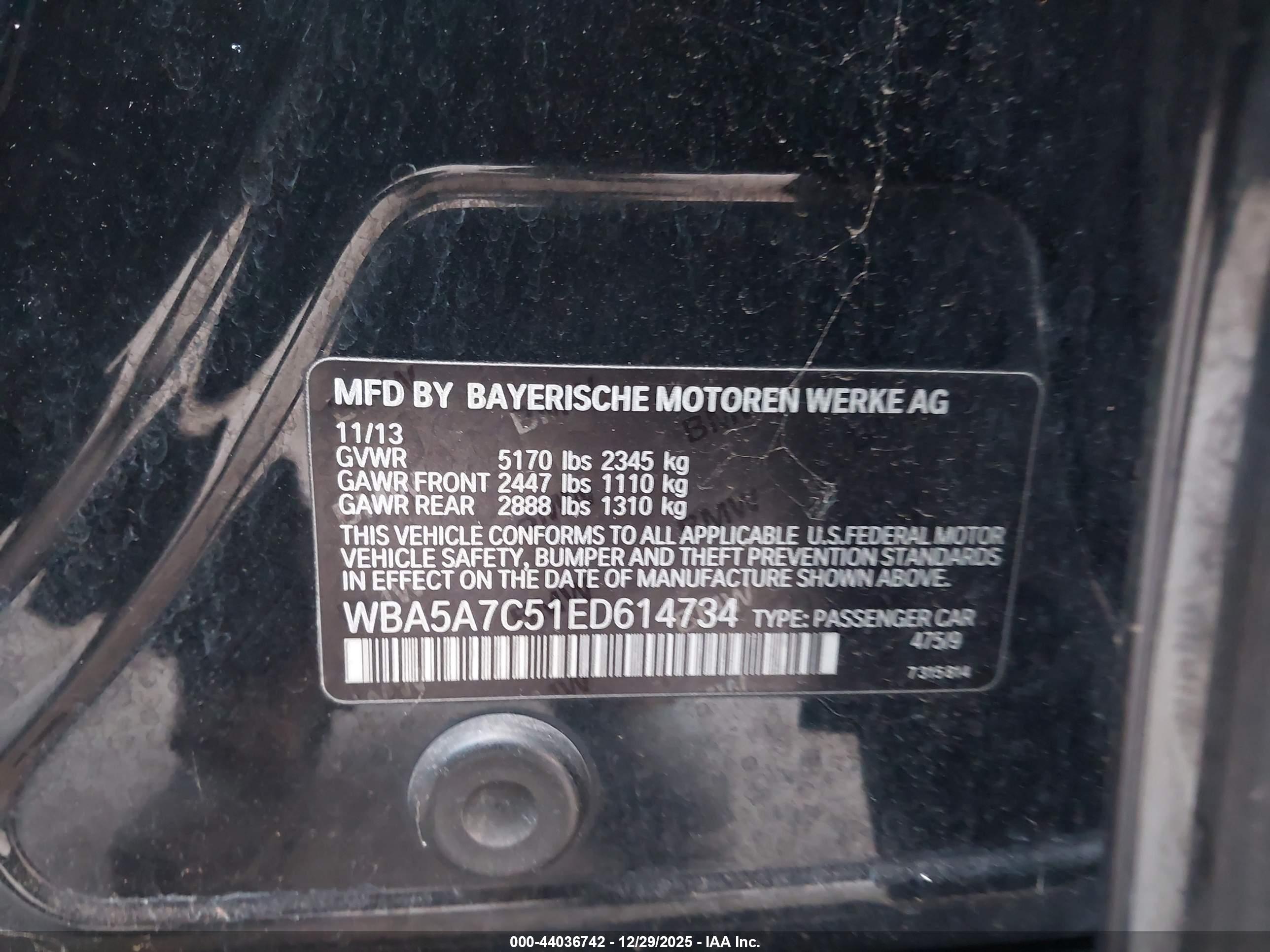 BMW 528I image 9
