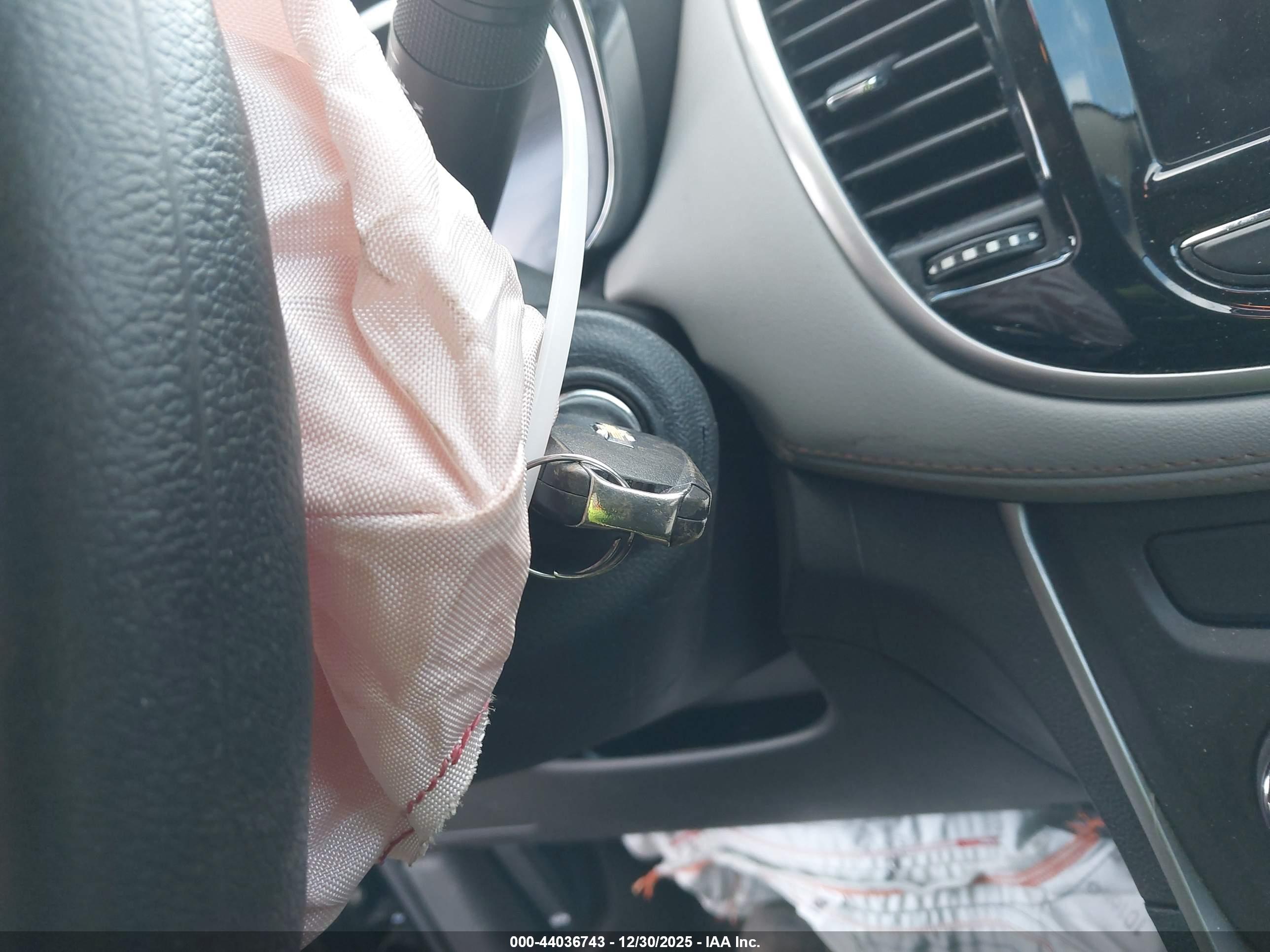CHEVROLET TRAX image 11