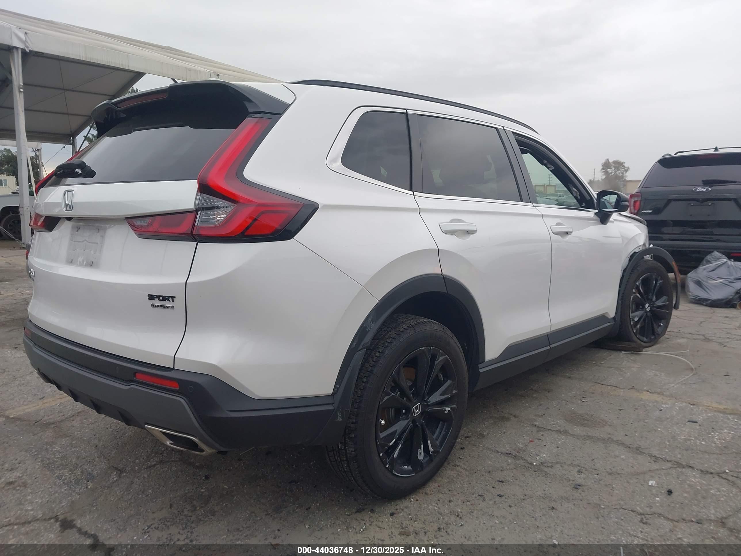 HONDA CR-V image 4