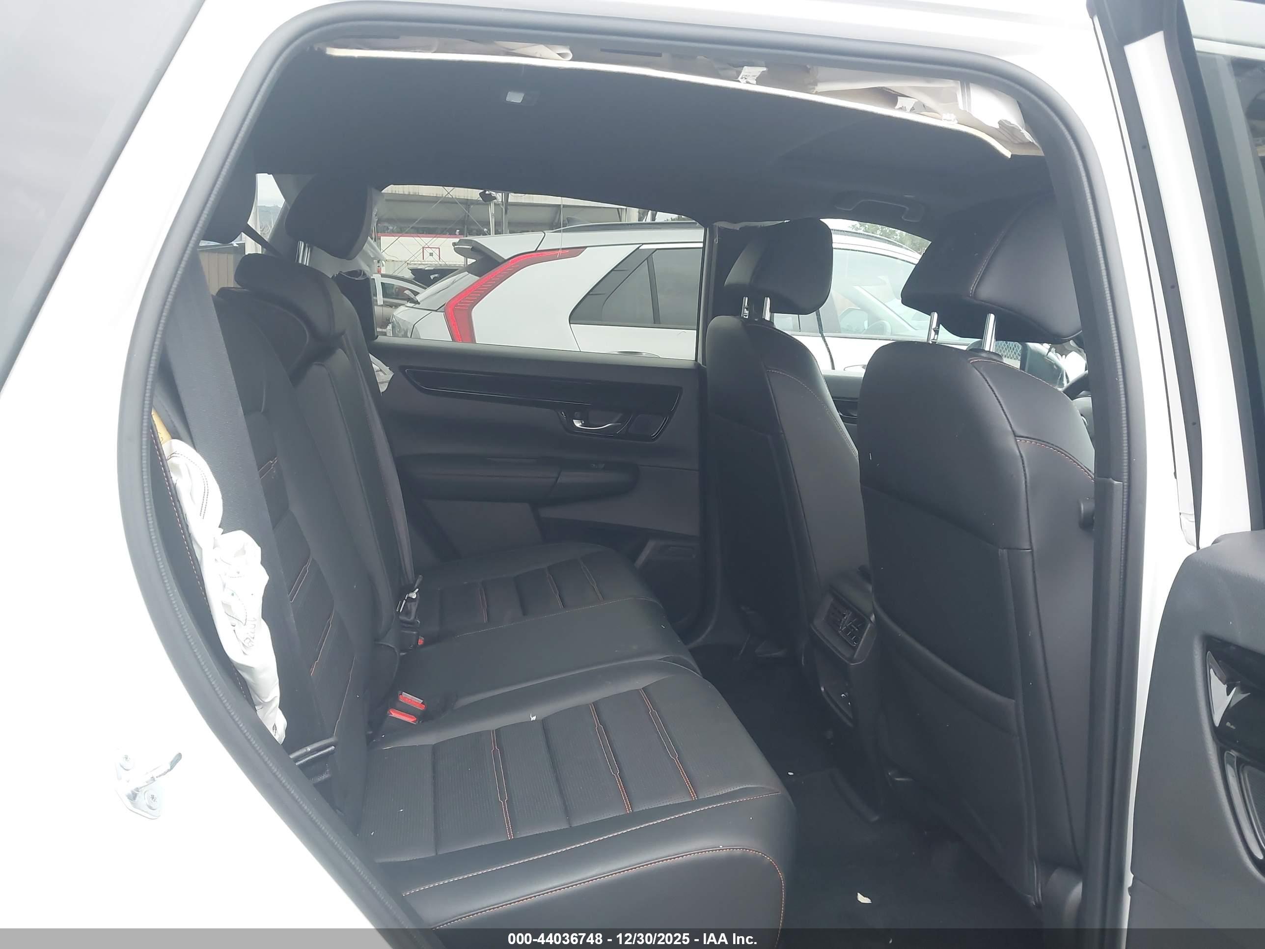 HONDA CR-V image 8