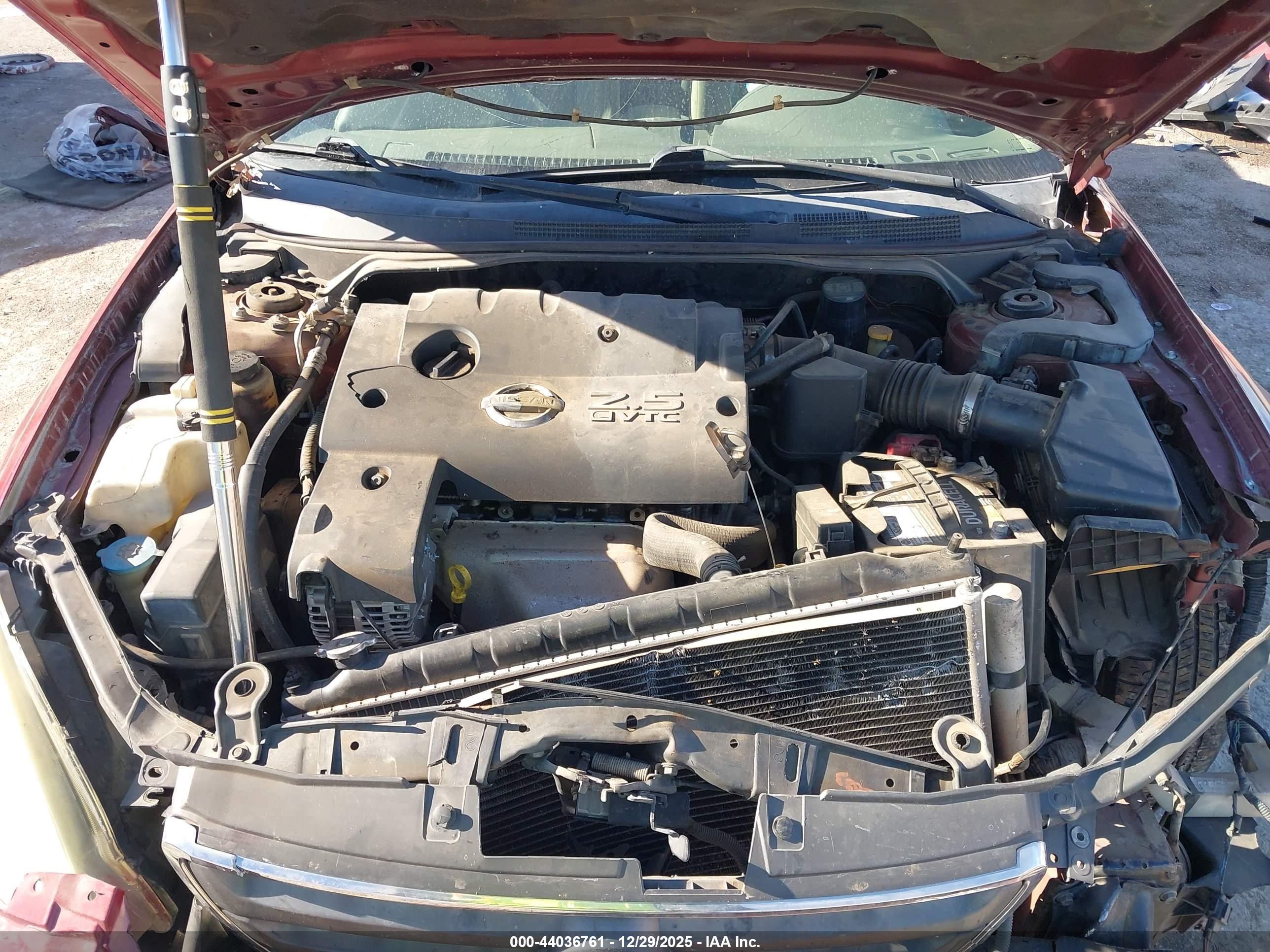 NISSAN ALTIMA image 10