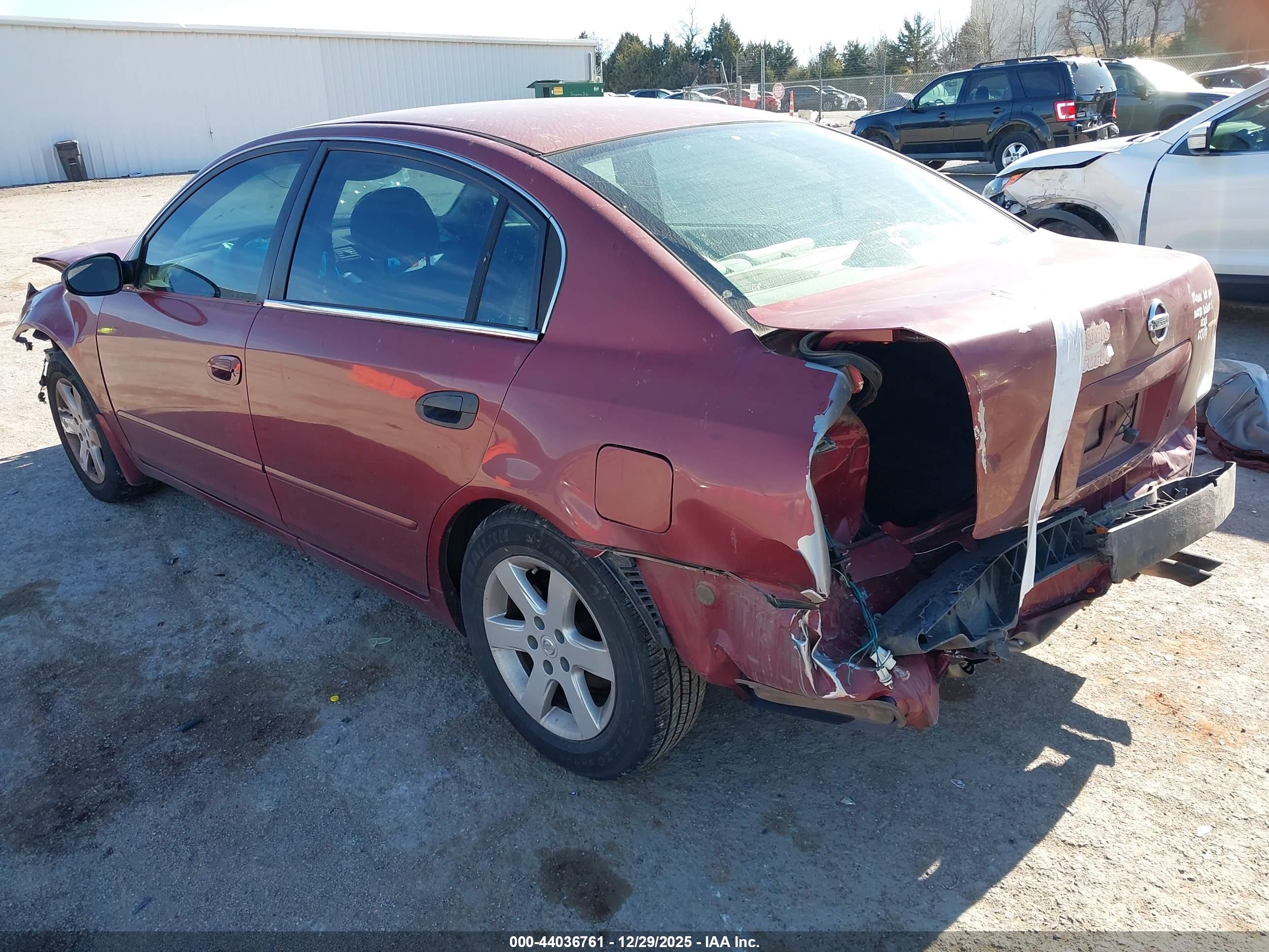 NISSAN ALTIMA image 3