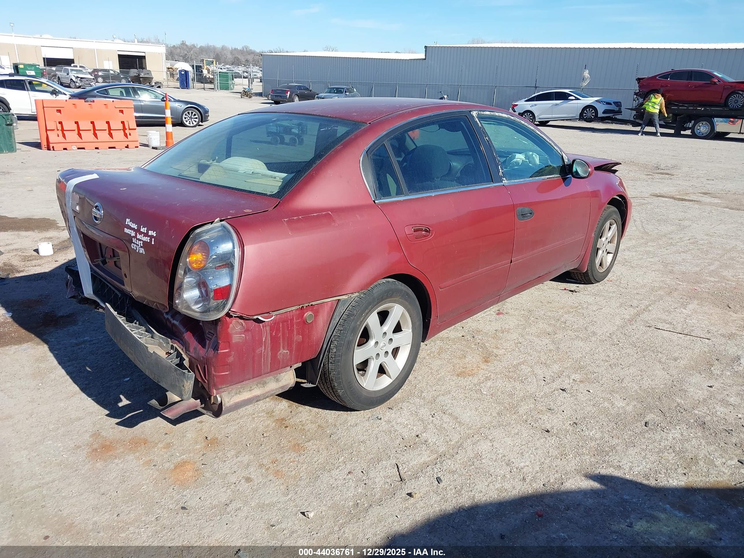 NISSAN ALTIMA image 4