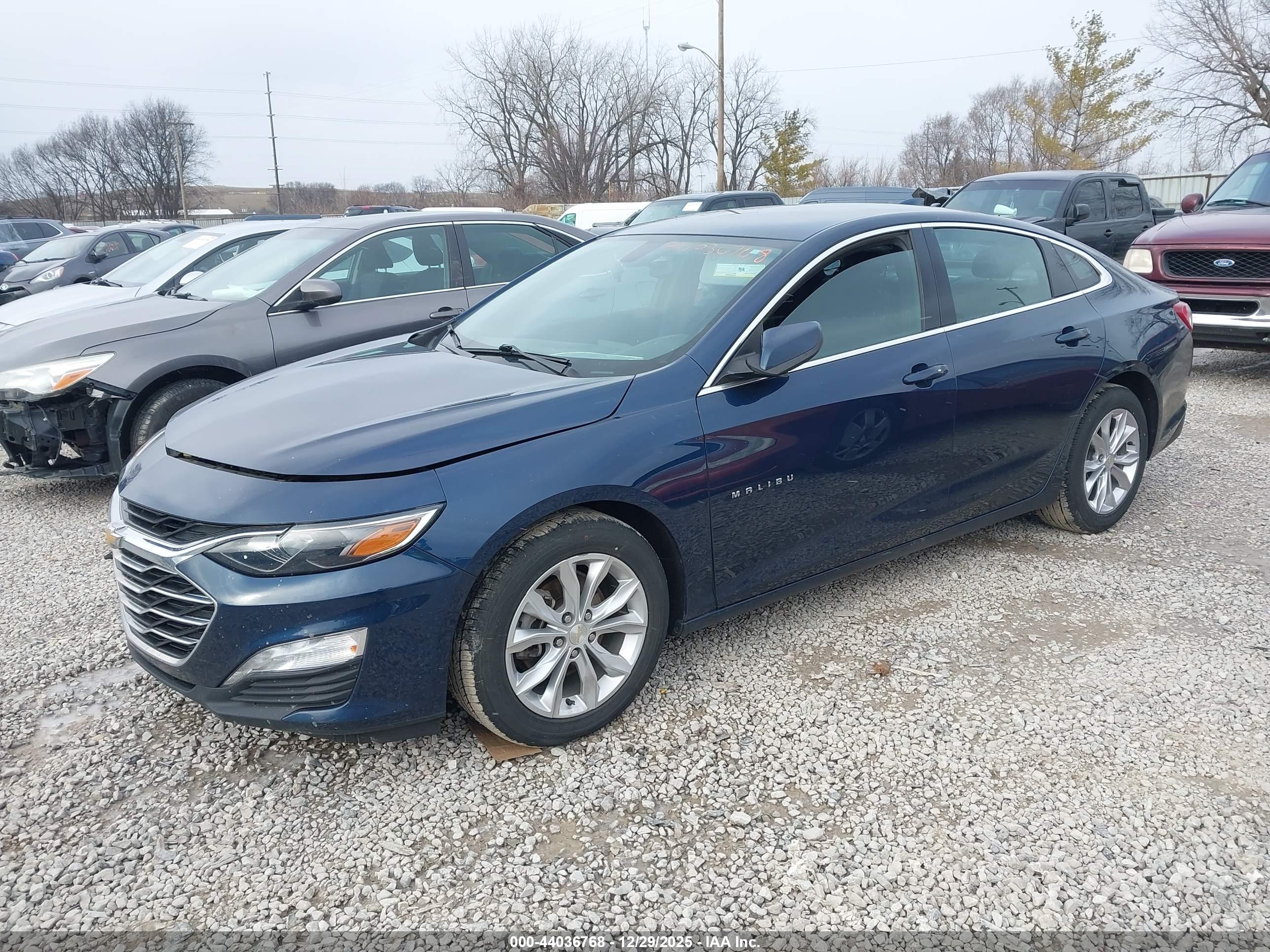 CHEVROLET MALIBU image 2