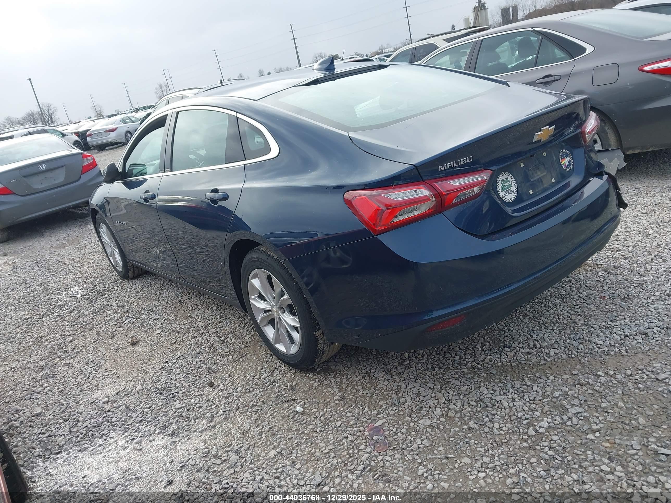 CHEVROLET MALIBU image 3