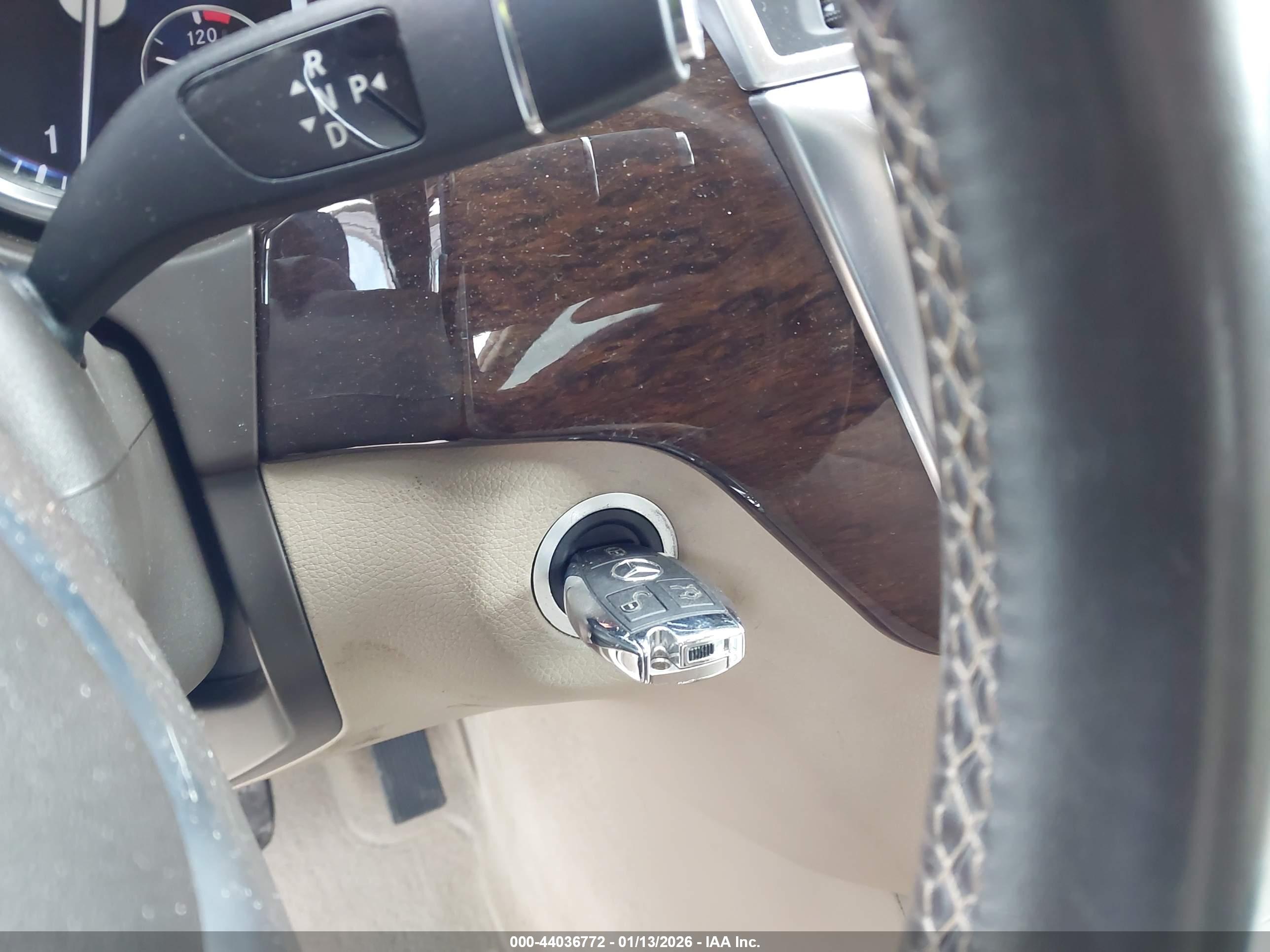MERCEDES-BENZ GL image 11