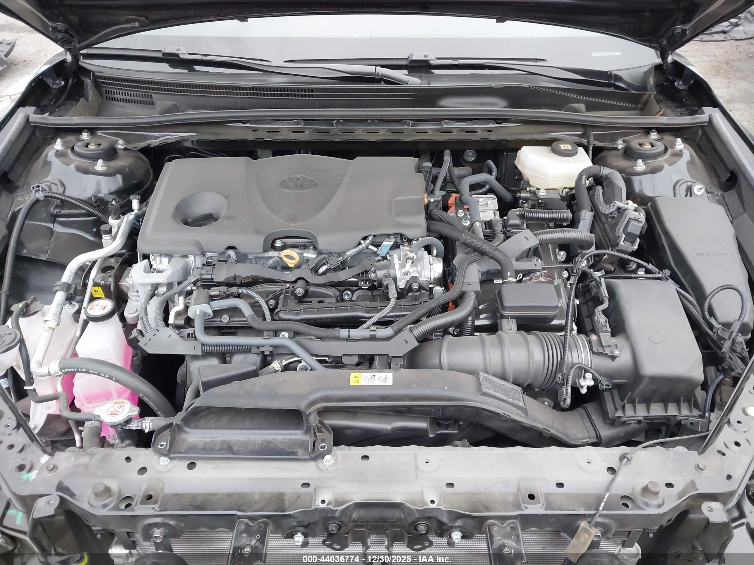 TOYOTA CAMRY image 10