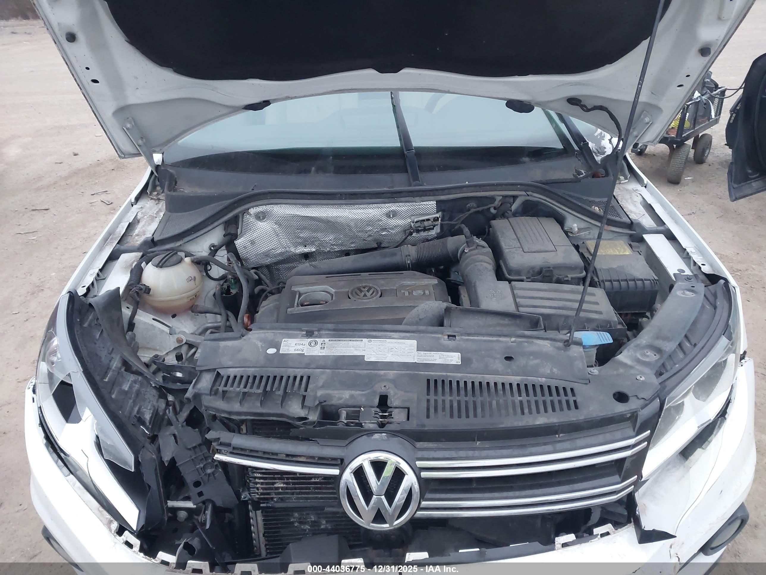 VOLKSWAGEN TIGUAN image 10