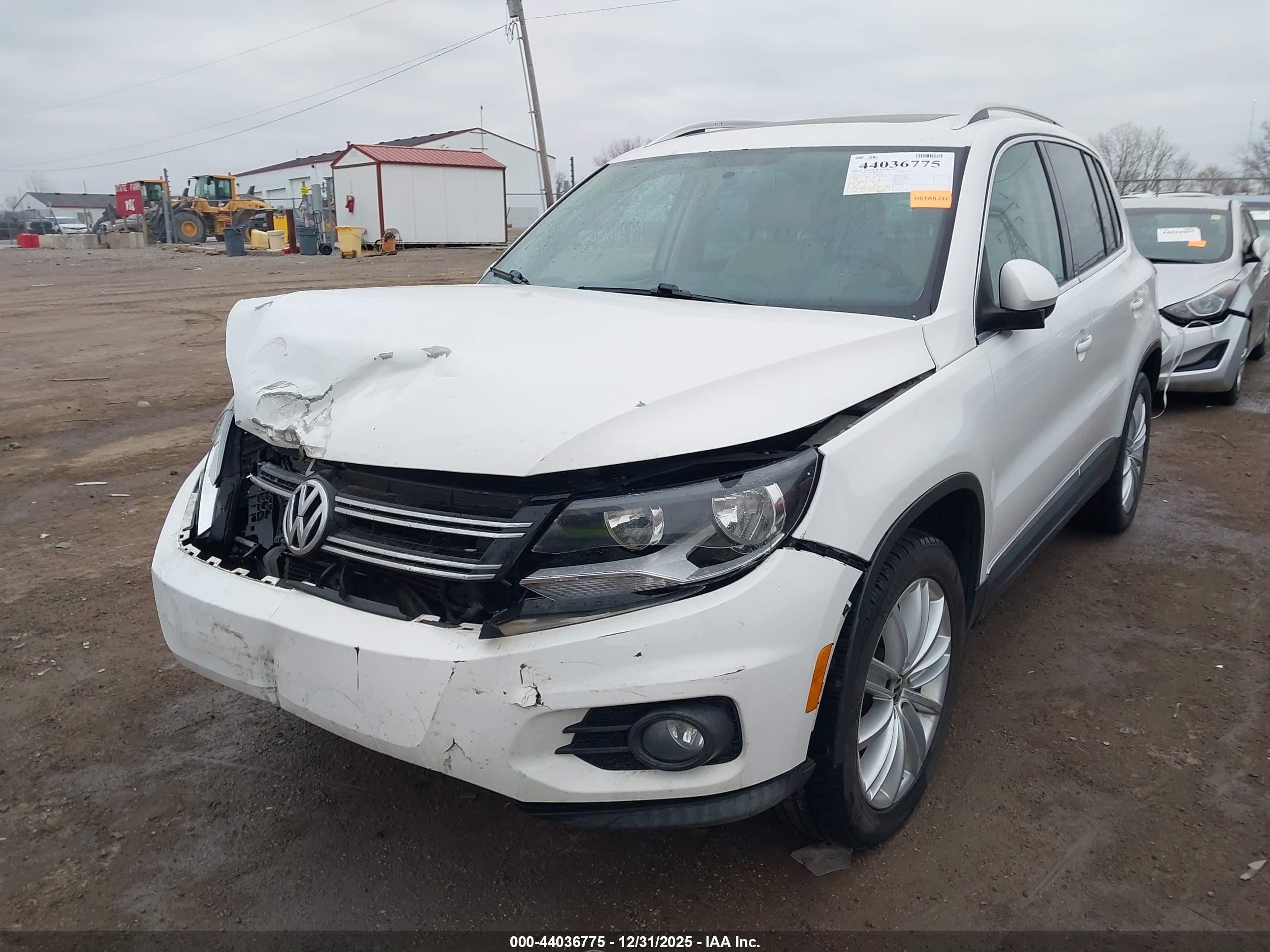 VOLKSWAGEN TIGUAN image 2