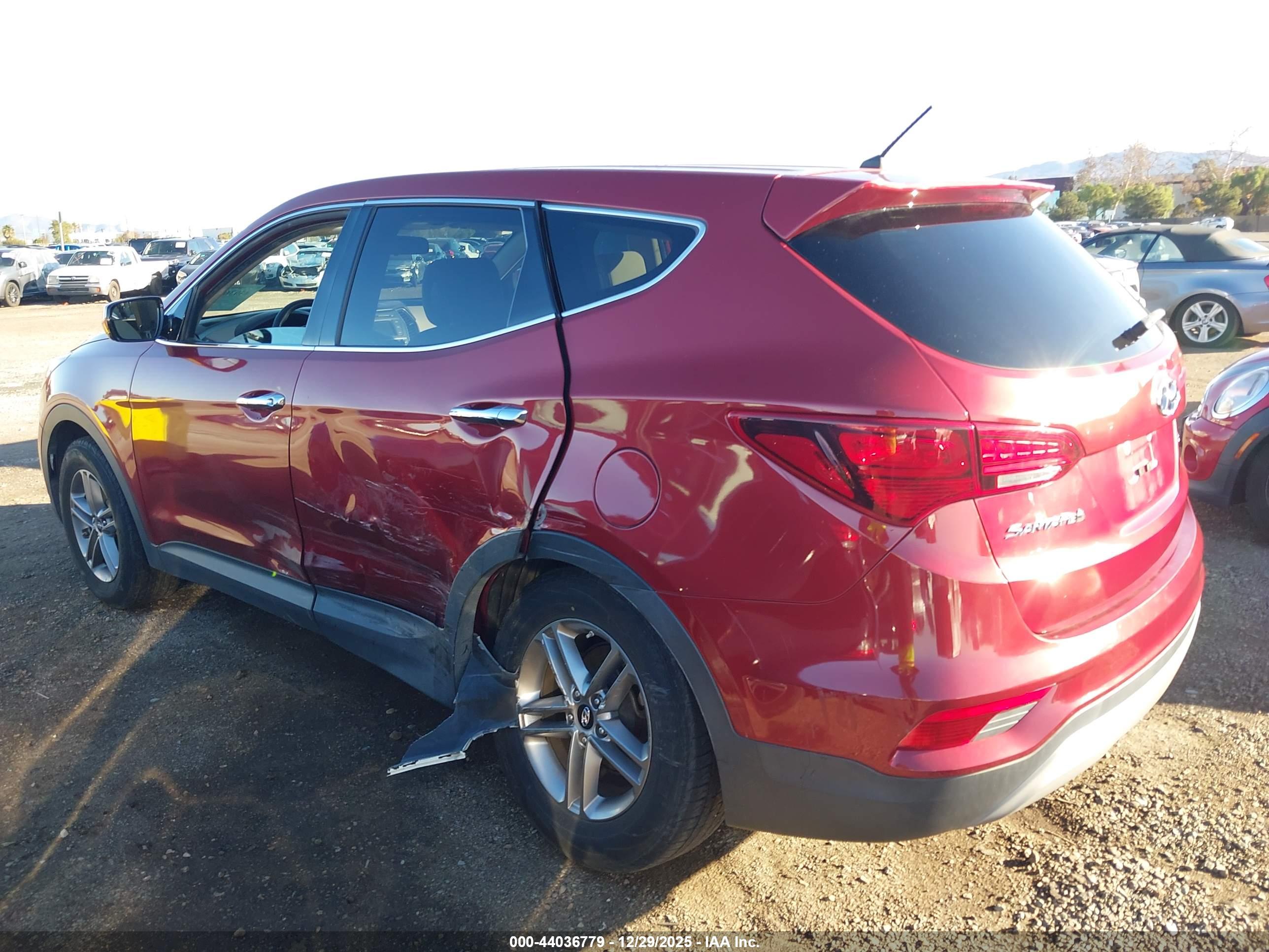 HYUNDAI SANTA image 6