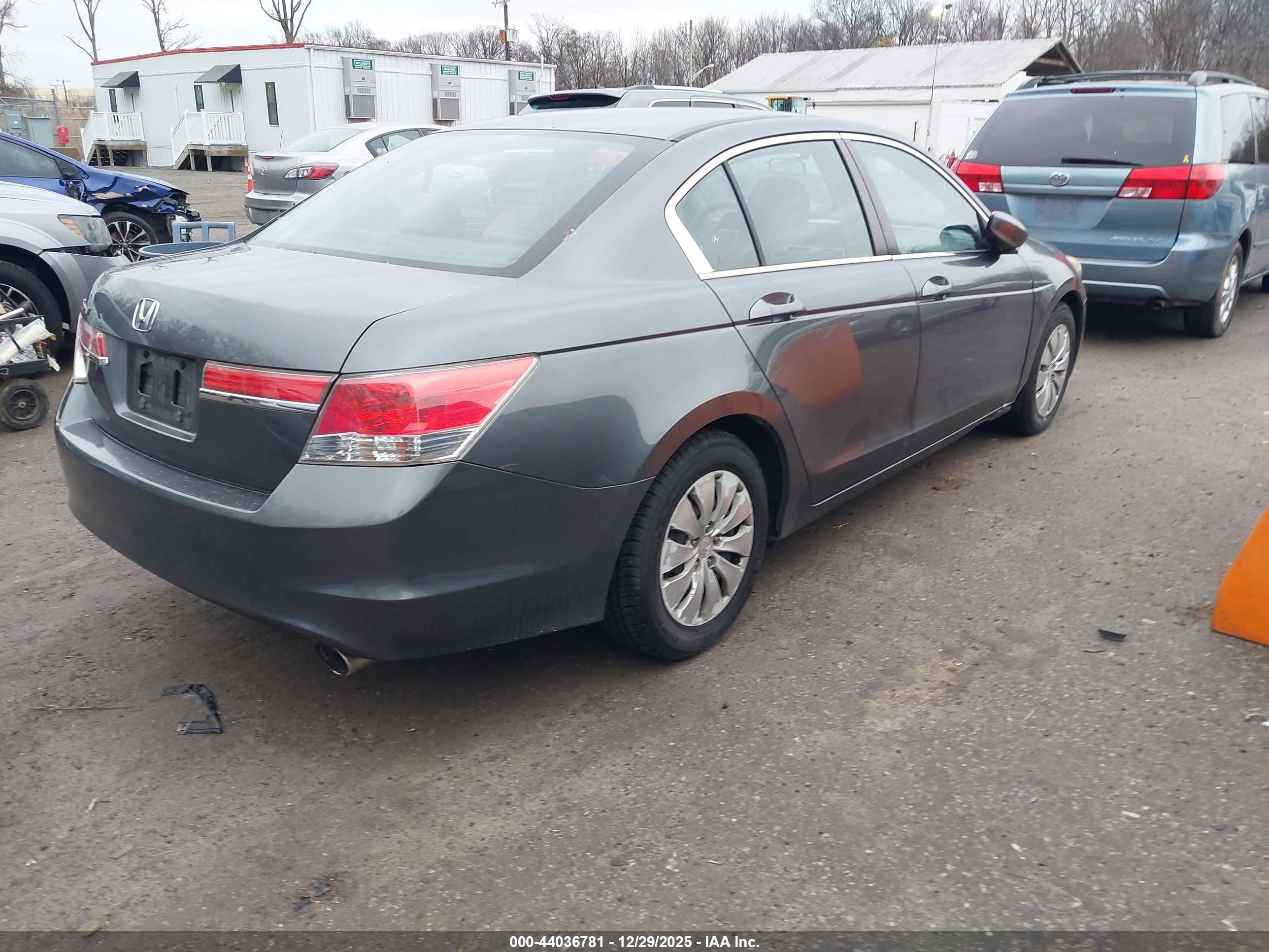 HONDA ACCORD image 4