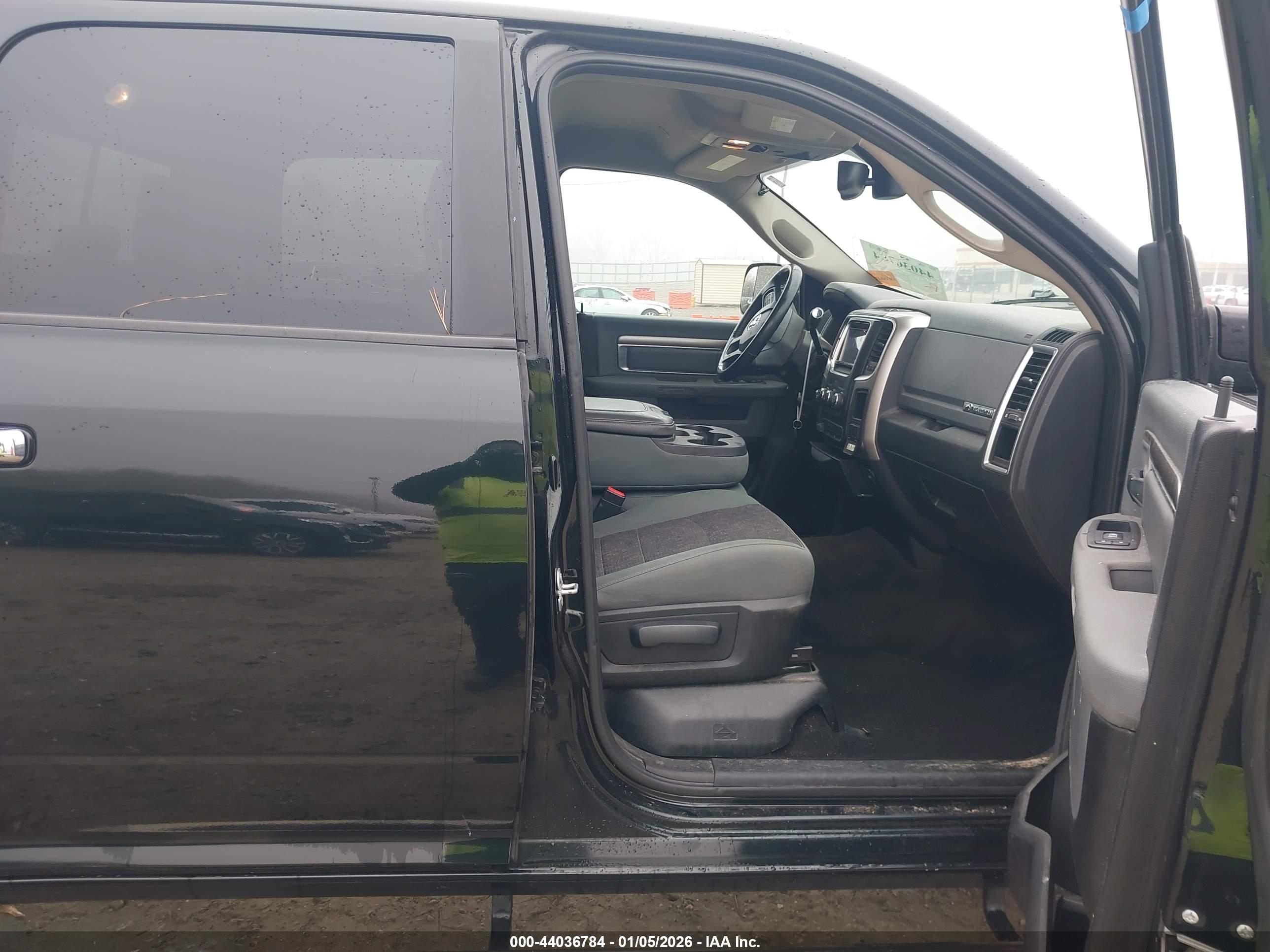 RAM 2500 image 5