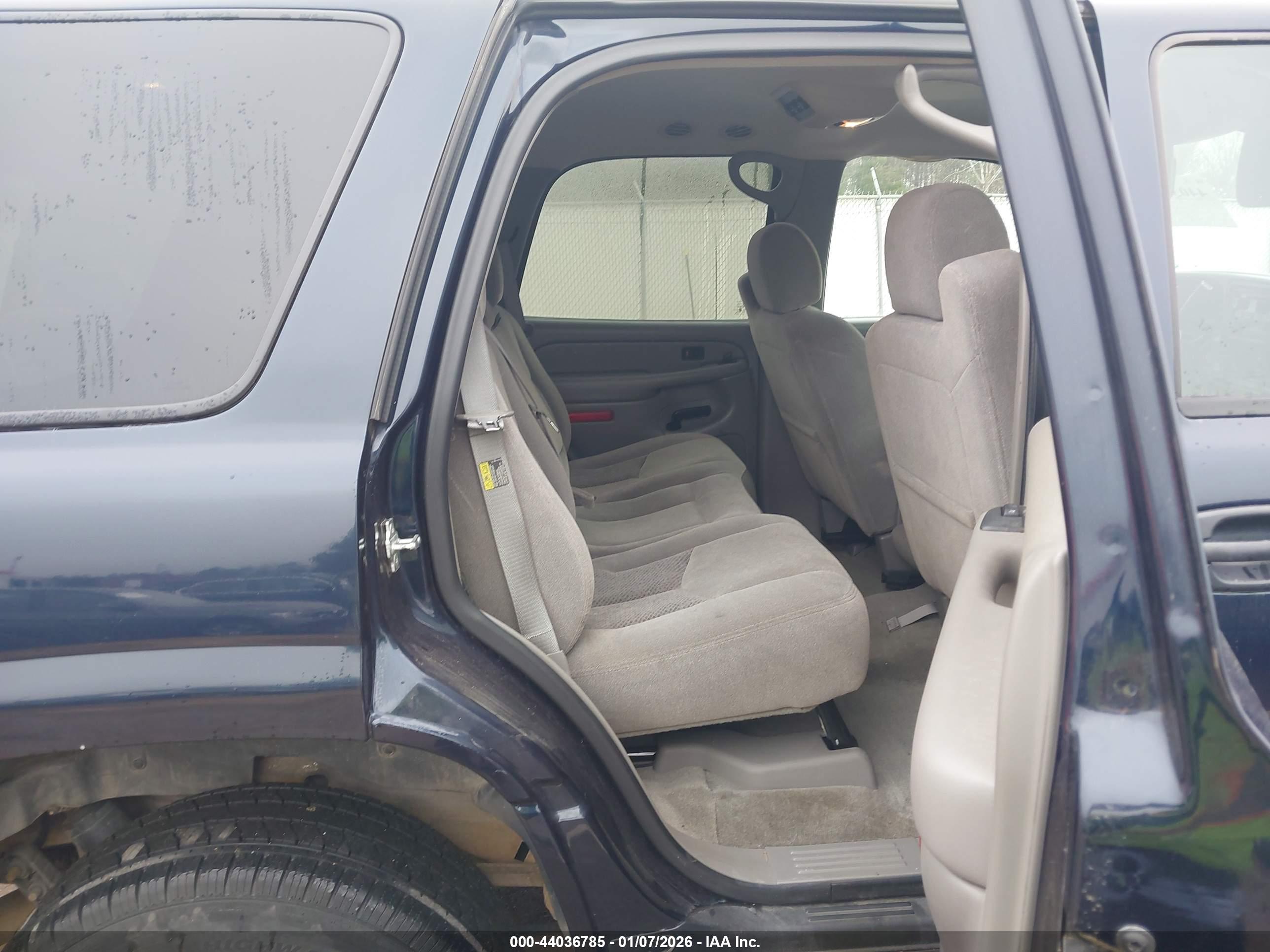CHEVROLET TAHOE image 8
