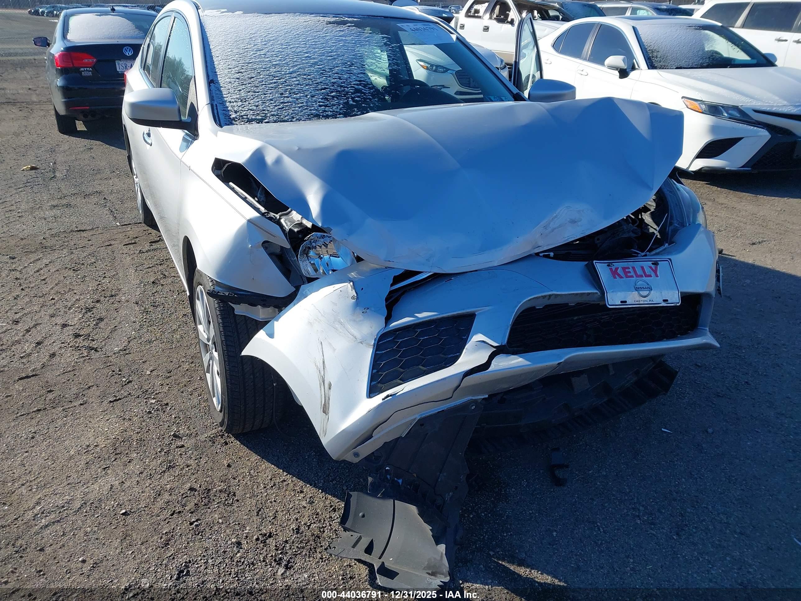 NISSAN SENTRA image 6