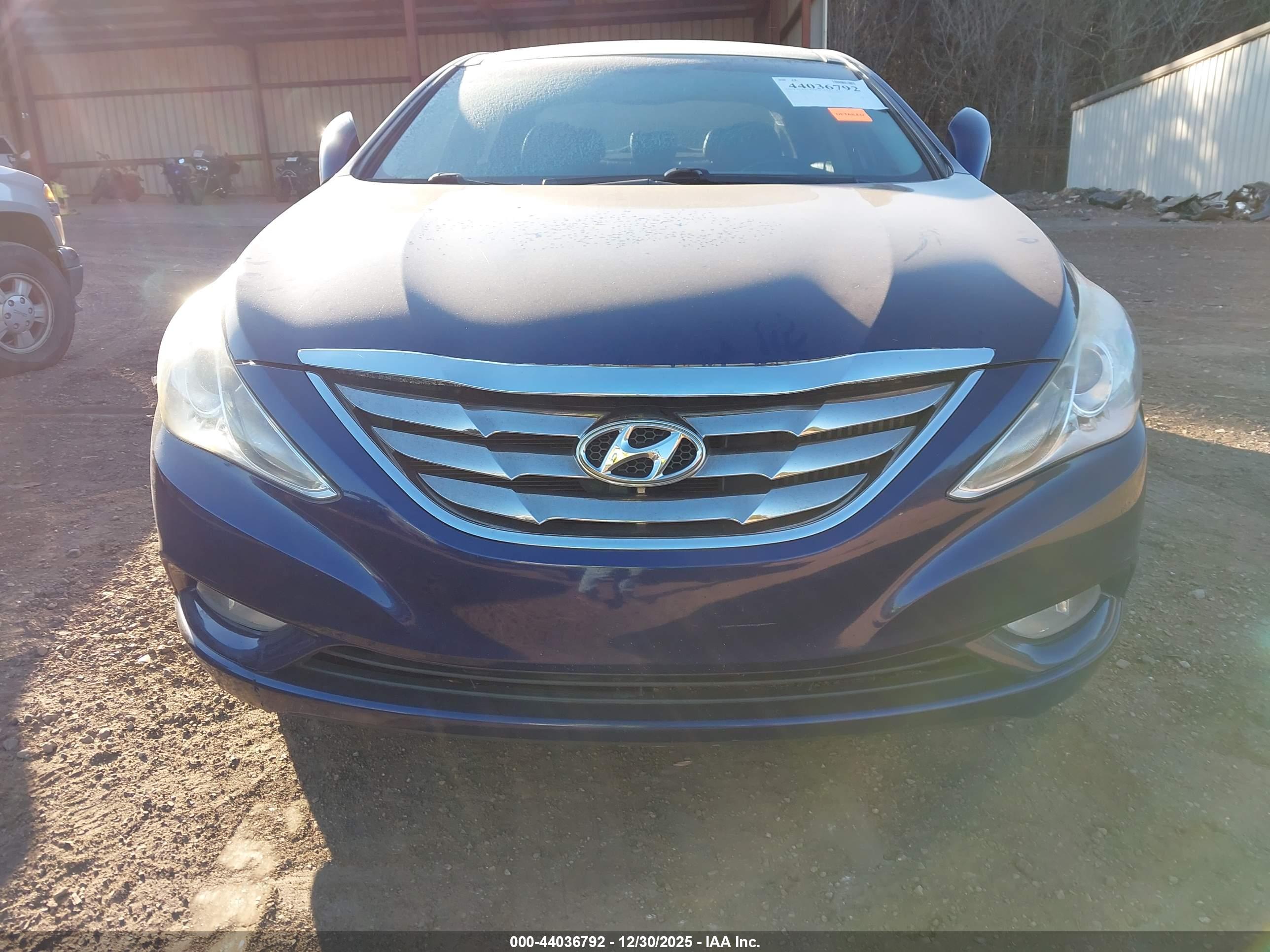 HYUNDAI SONATA image 6